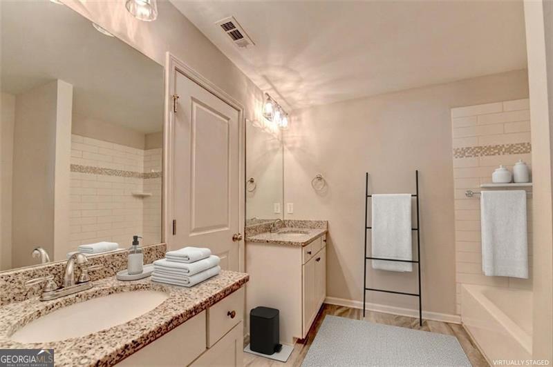 4419 Sierra Creek Drive Property Photo 22