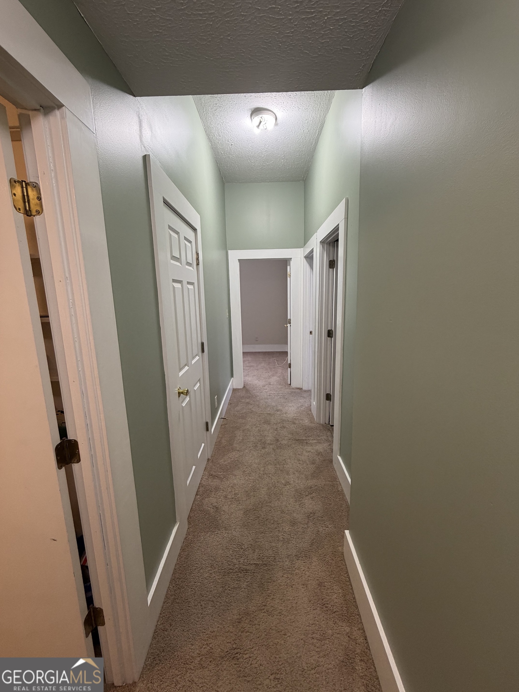 151 S Tusten Street Property Photo 27