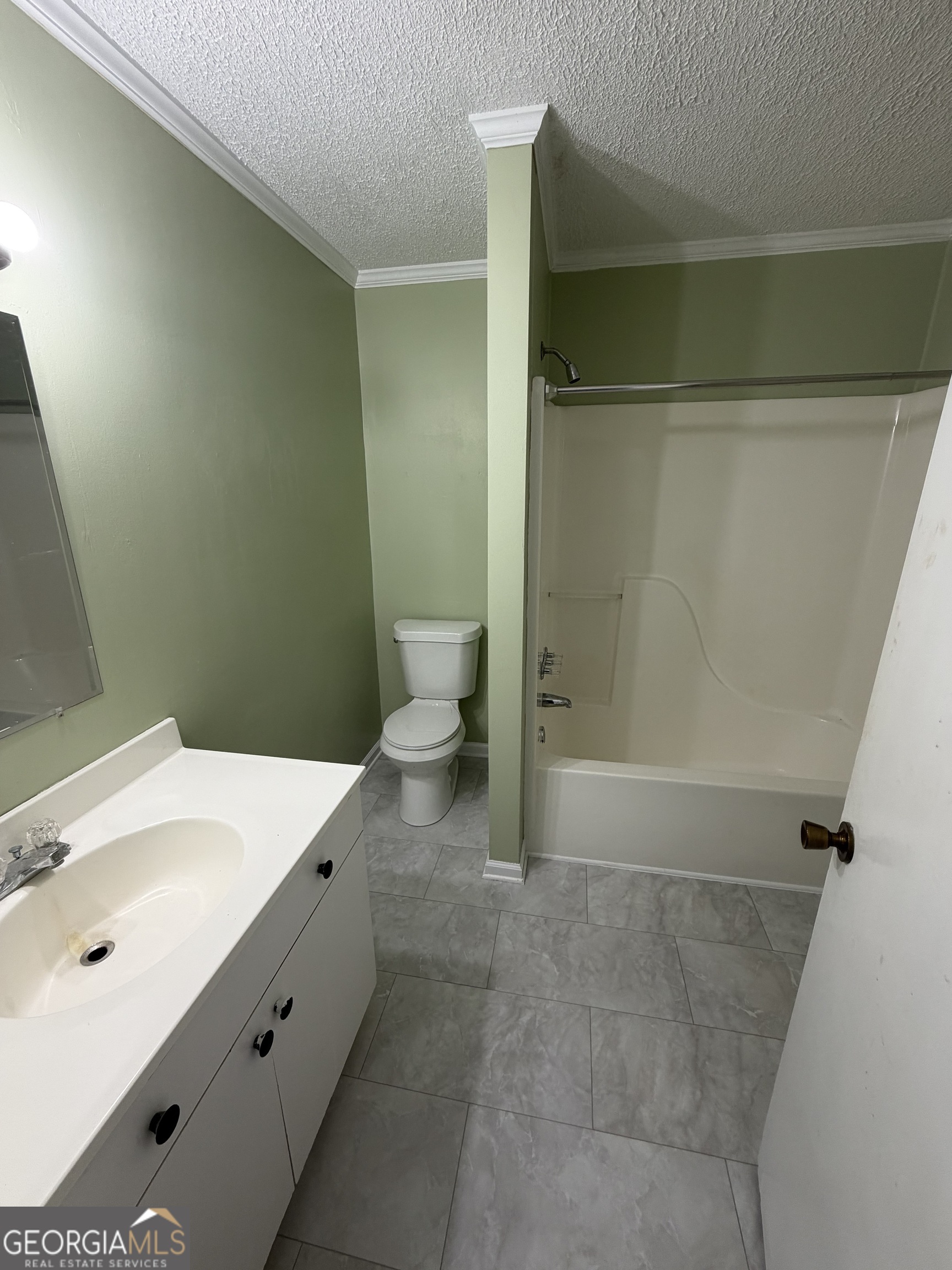 151 S Tusten Street Property Photo 28