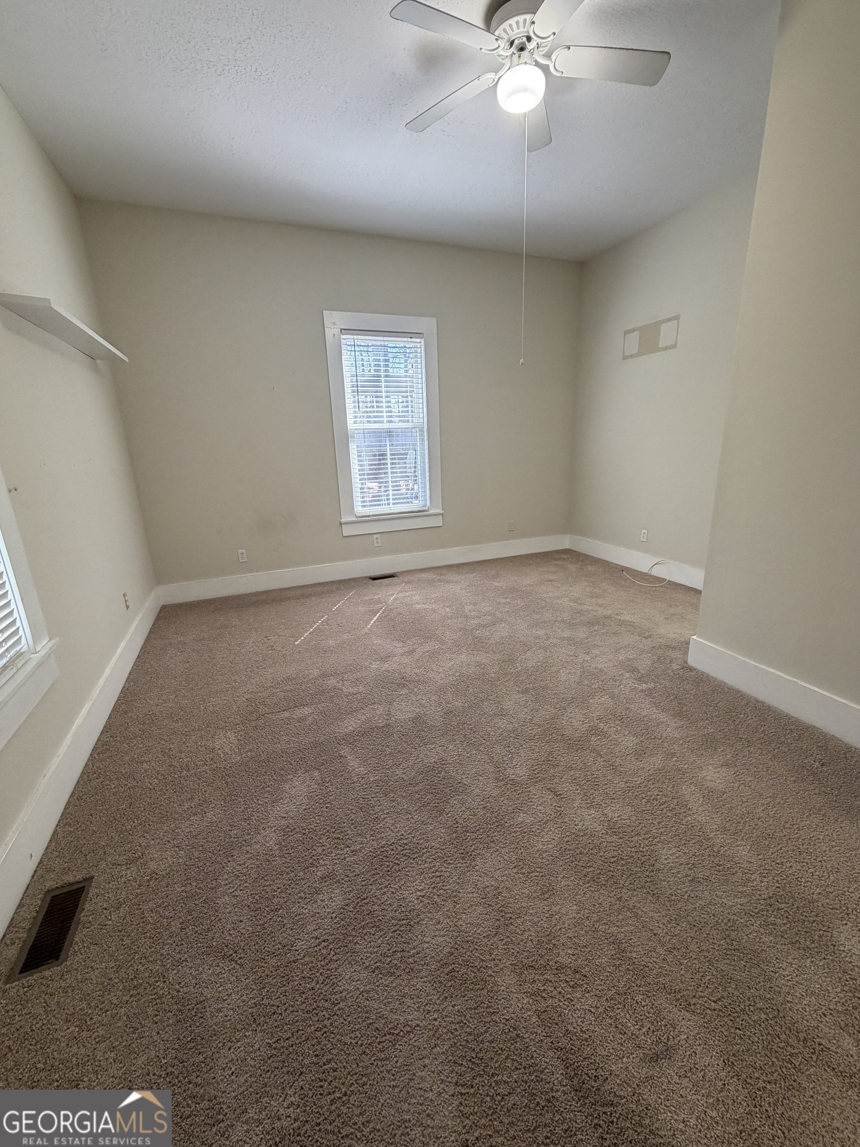 151 S Tusten Street Property Photo 36