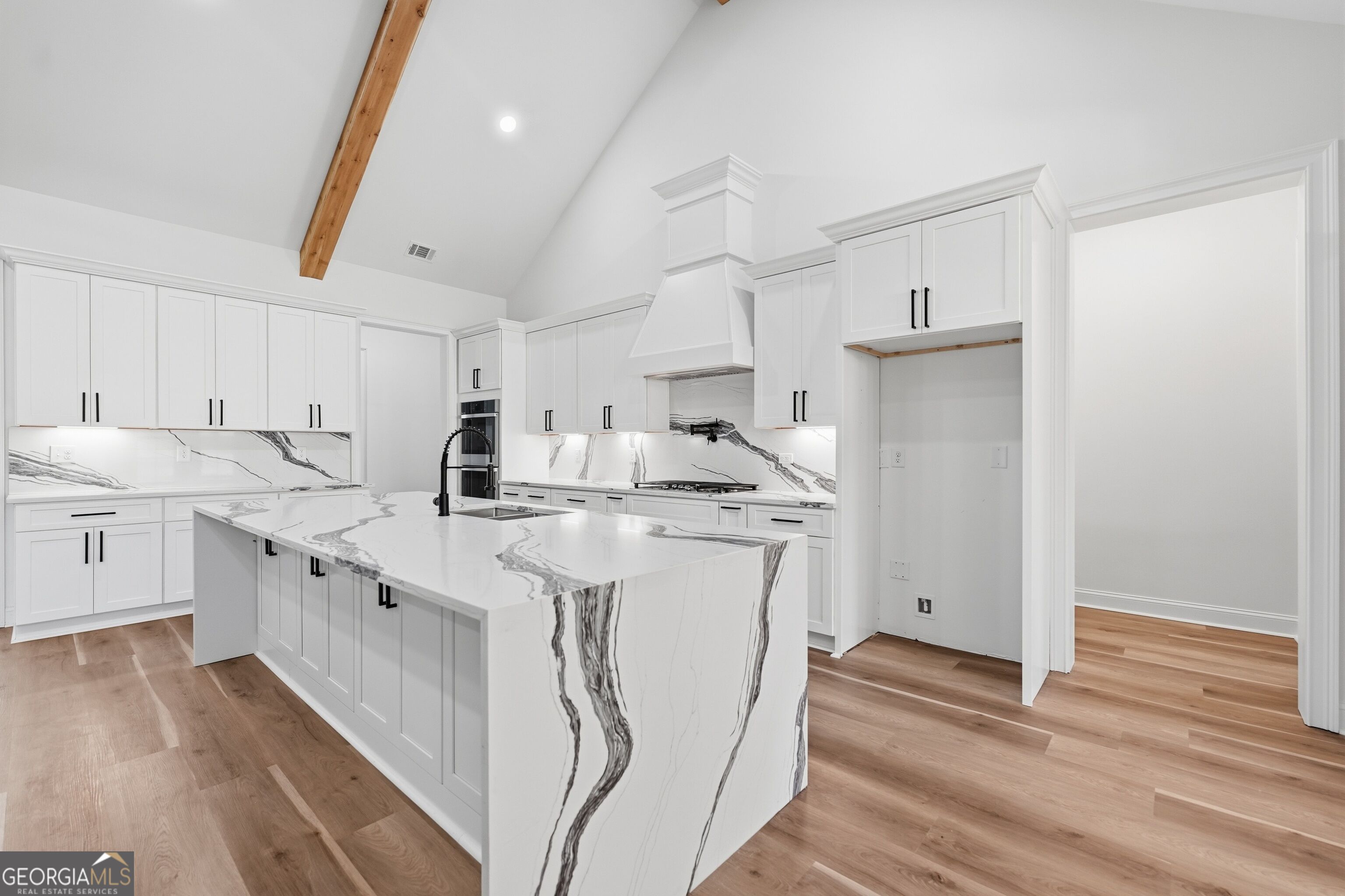 1652 Red Cedar Road Property Photo 16