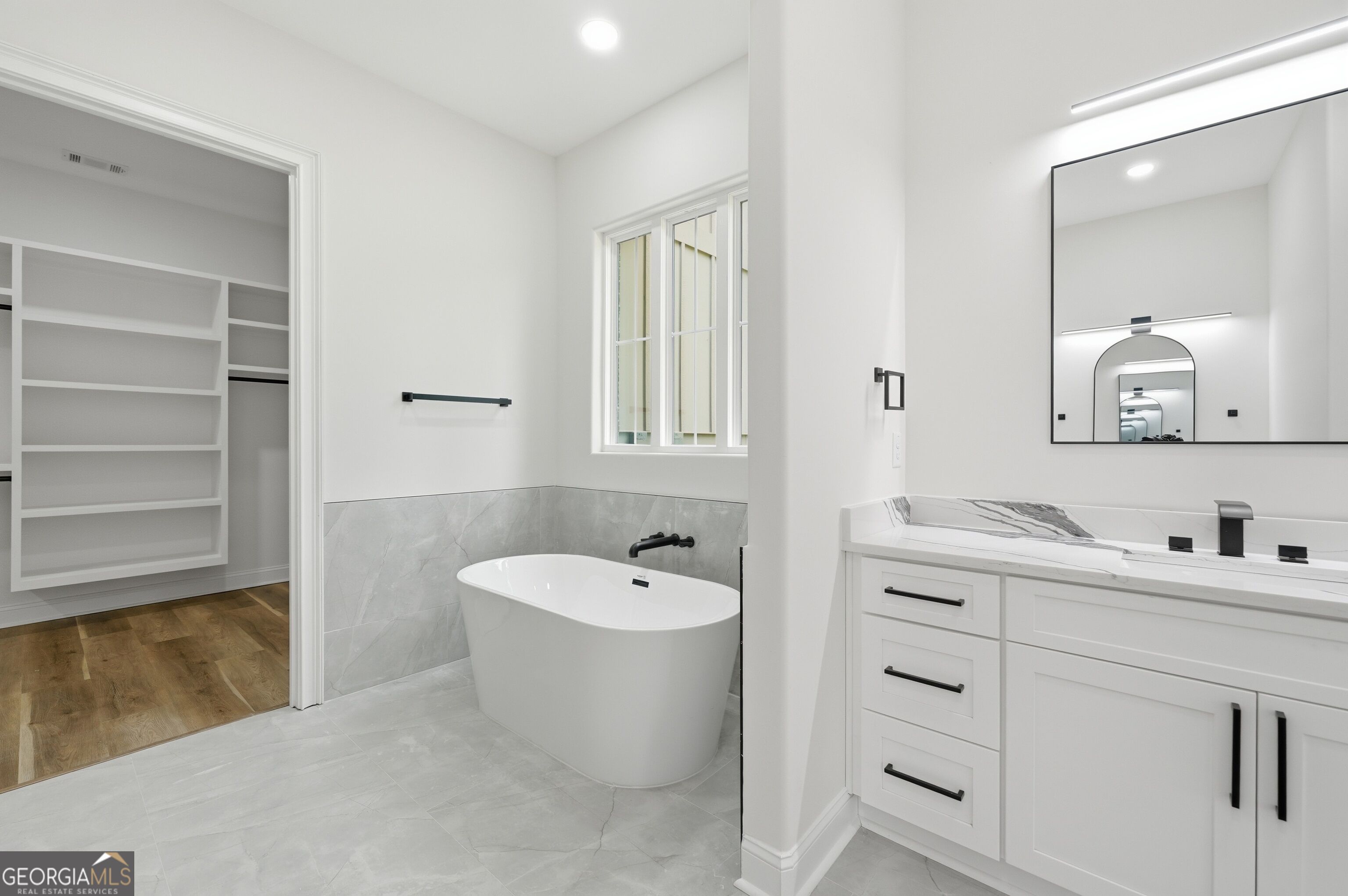 1652 Red Cedar Road Property Photo 32