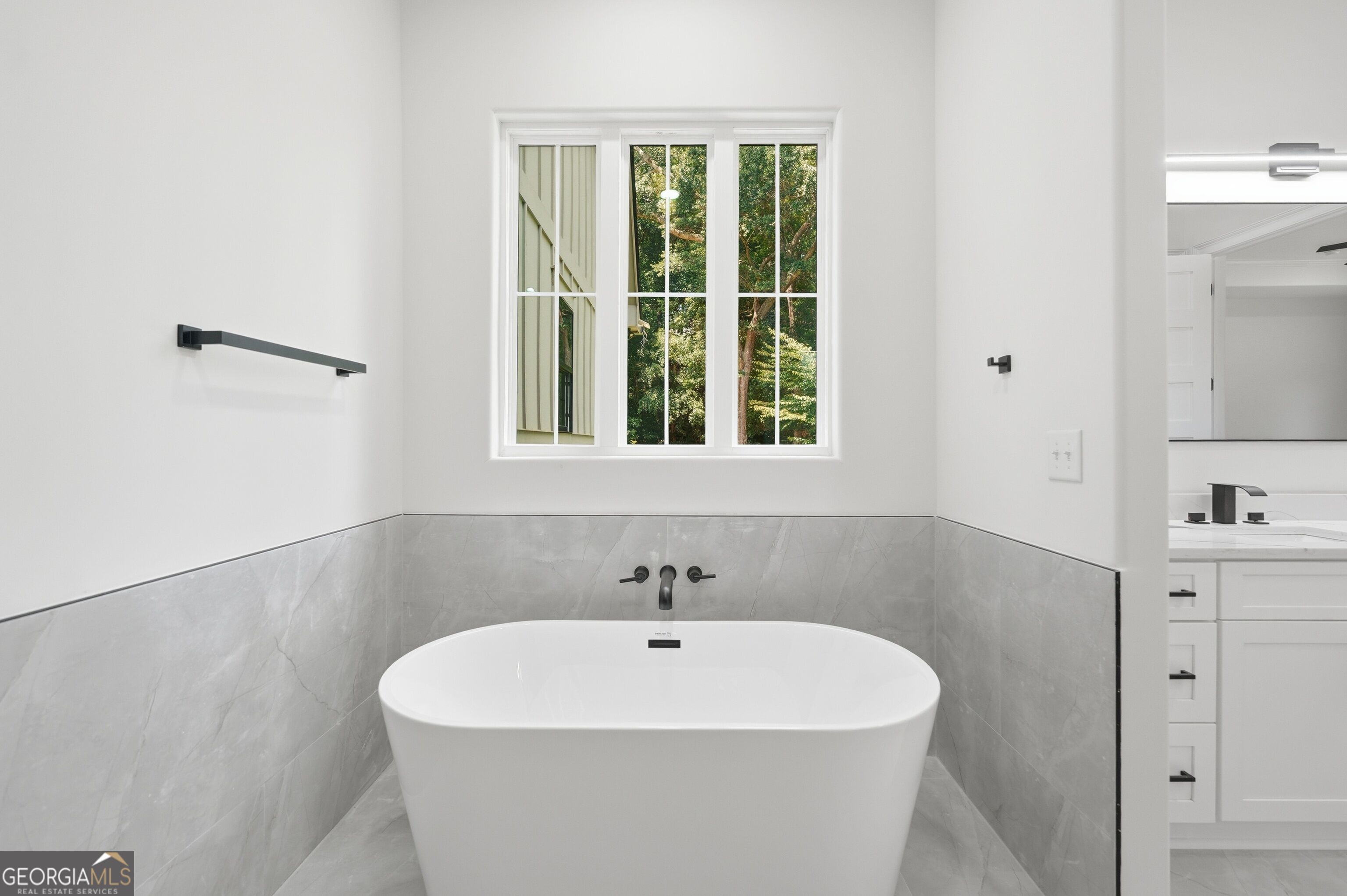 1652 Red Cedar Road Property Photo 33