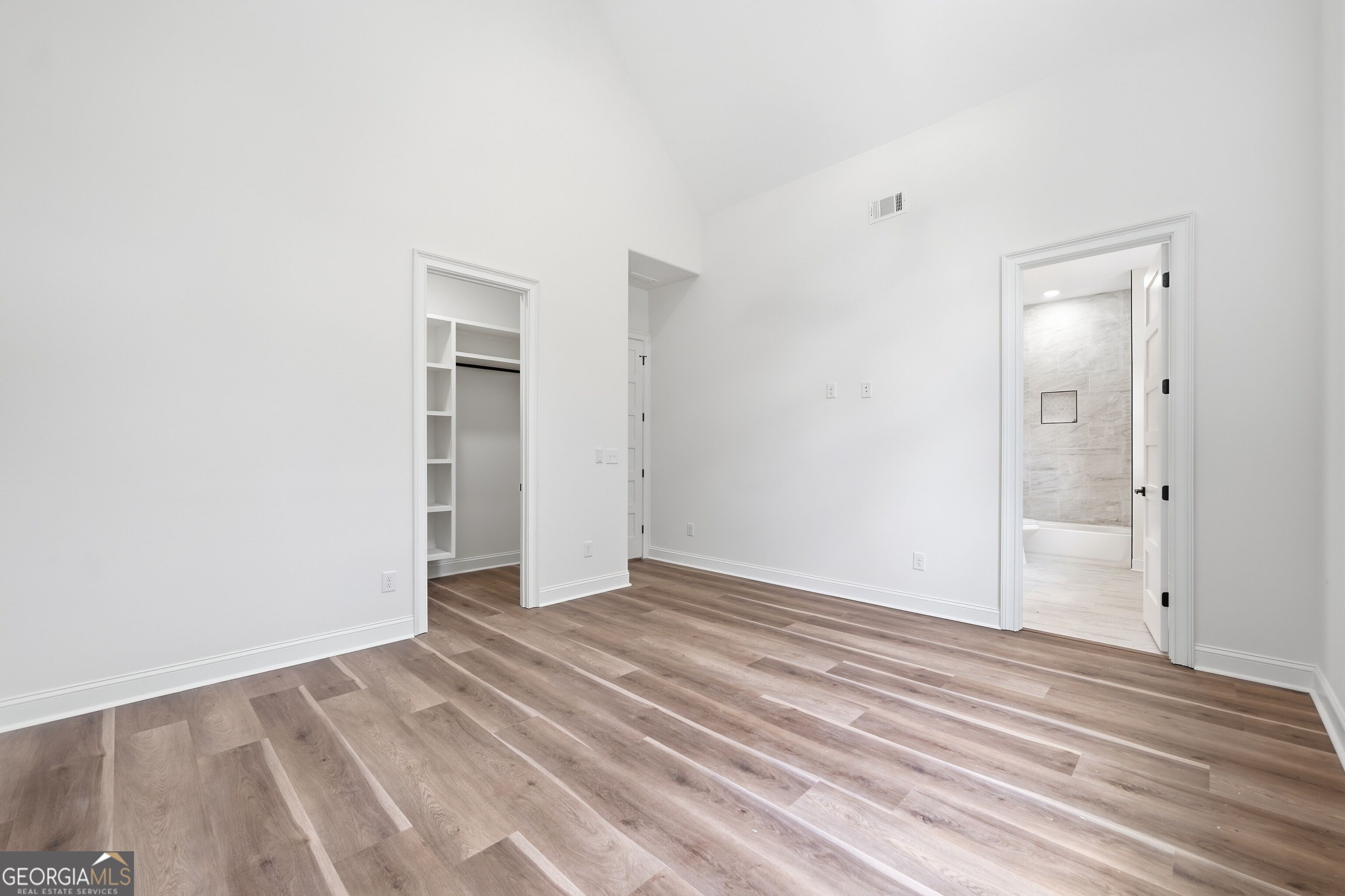 1652 Red Cedar Road Property Photo 37