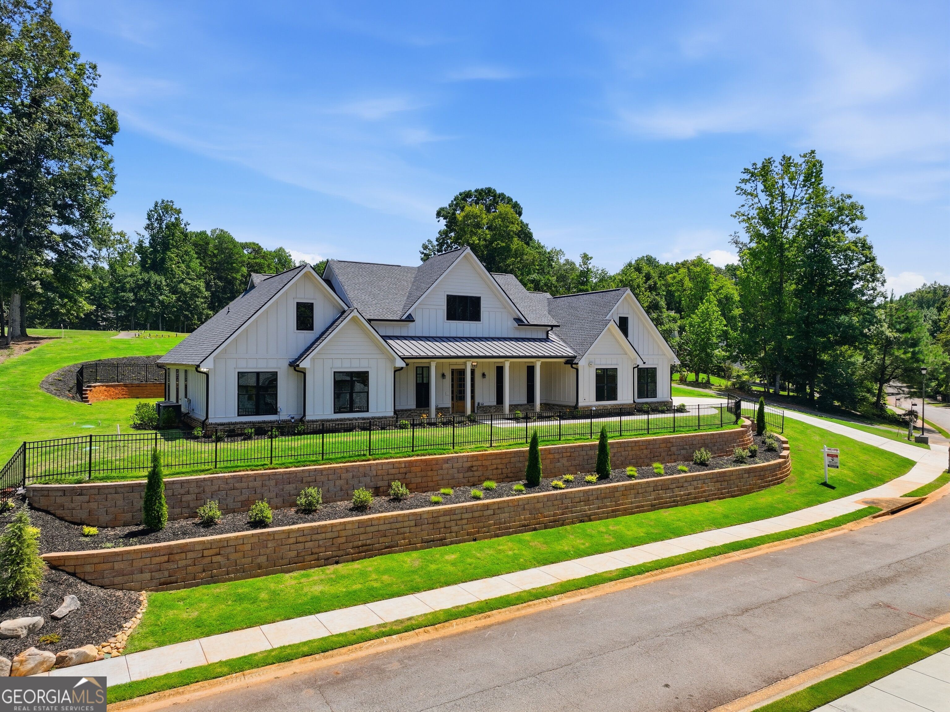 1534 Red Cedar Road Property Photo 2