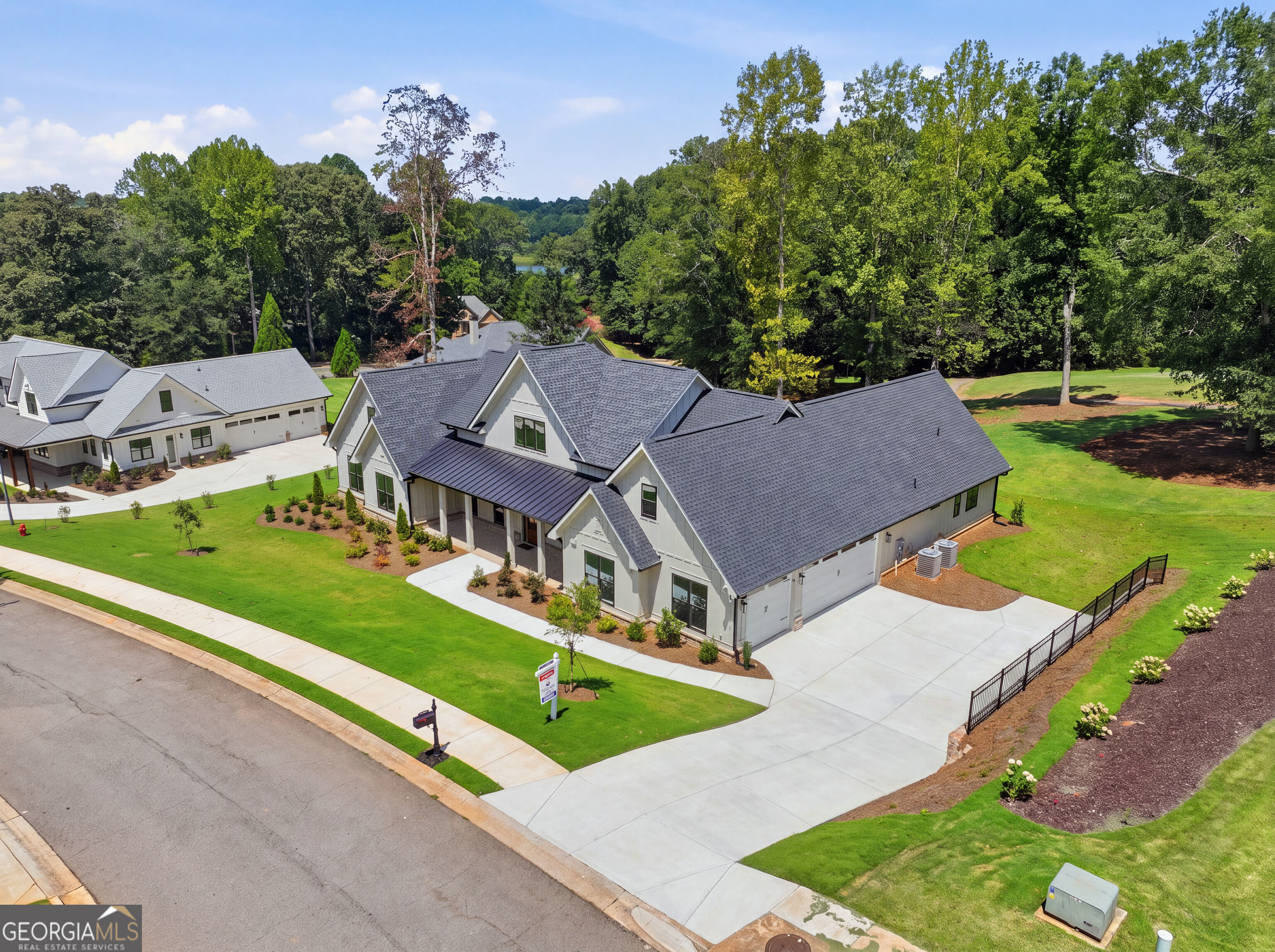 1254 Mulberry Property Photo 3