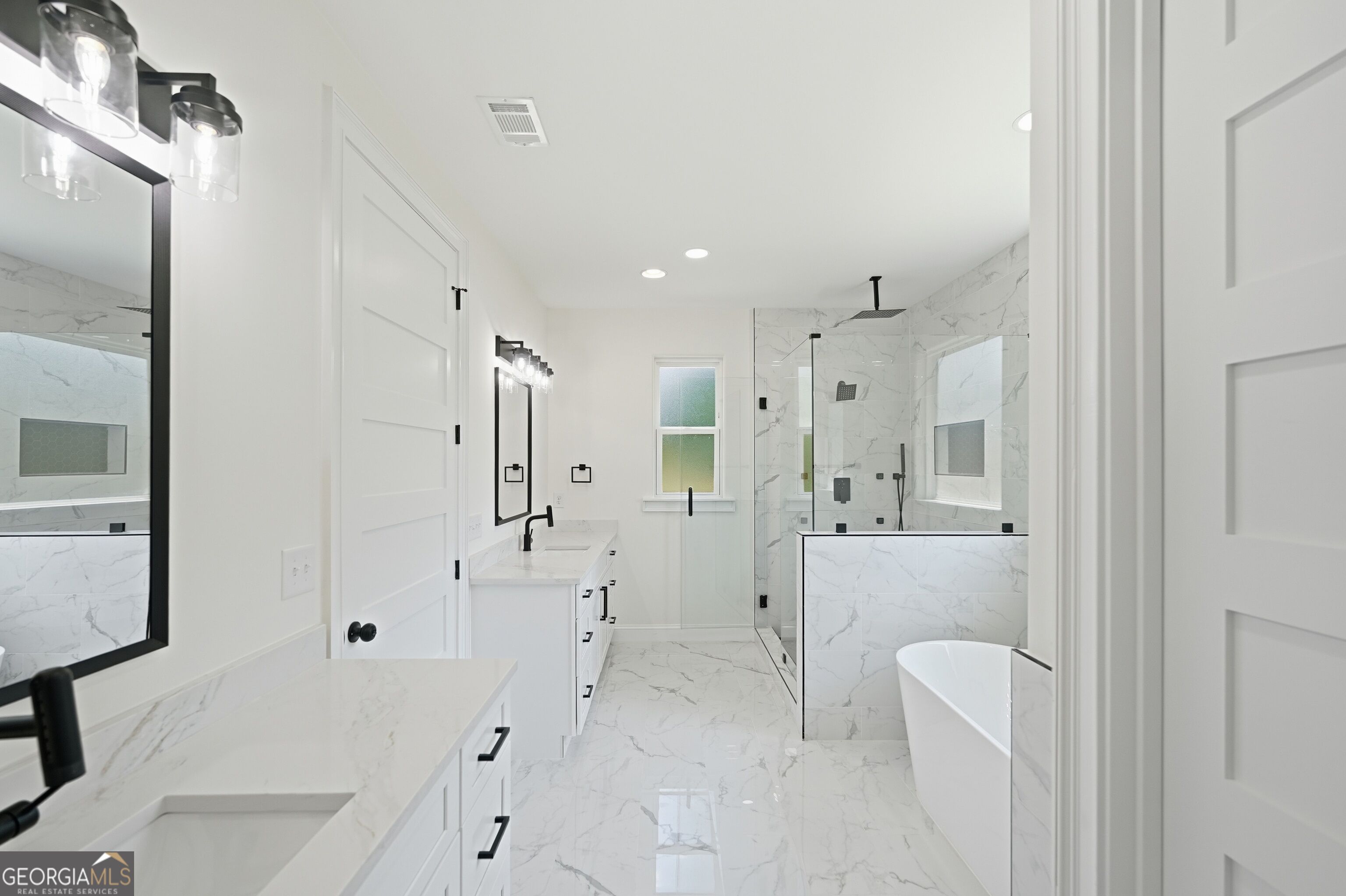1254 Mulberry Property Photo 32