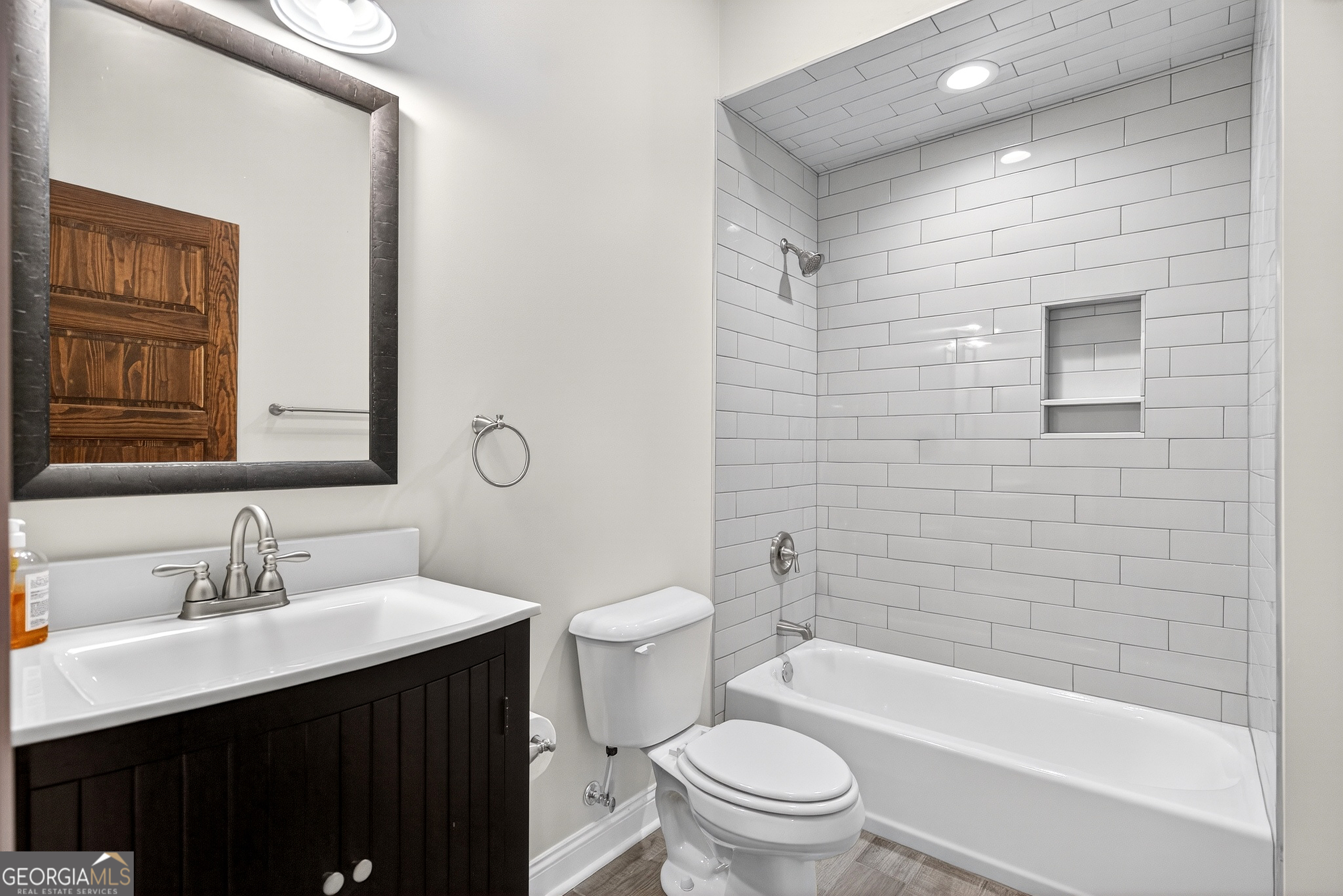 175 Thornton Road Property Photo 59
