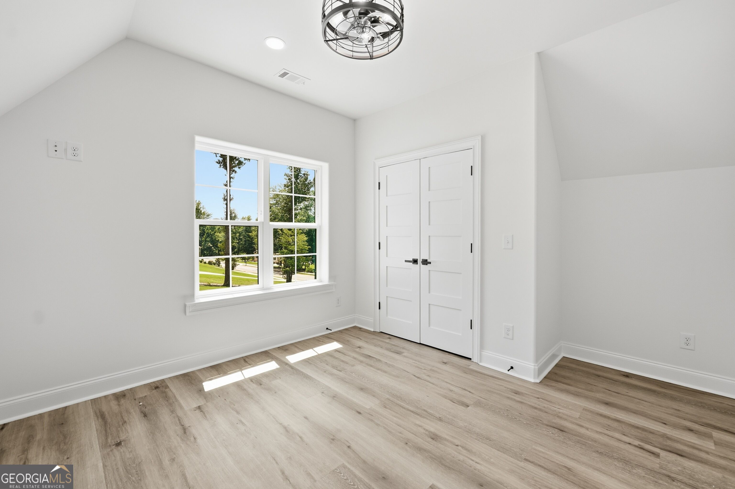 1278 Mulberry Property Photo 32