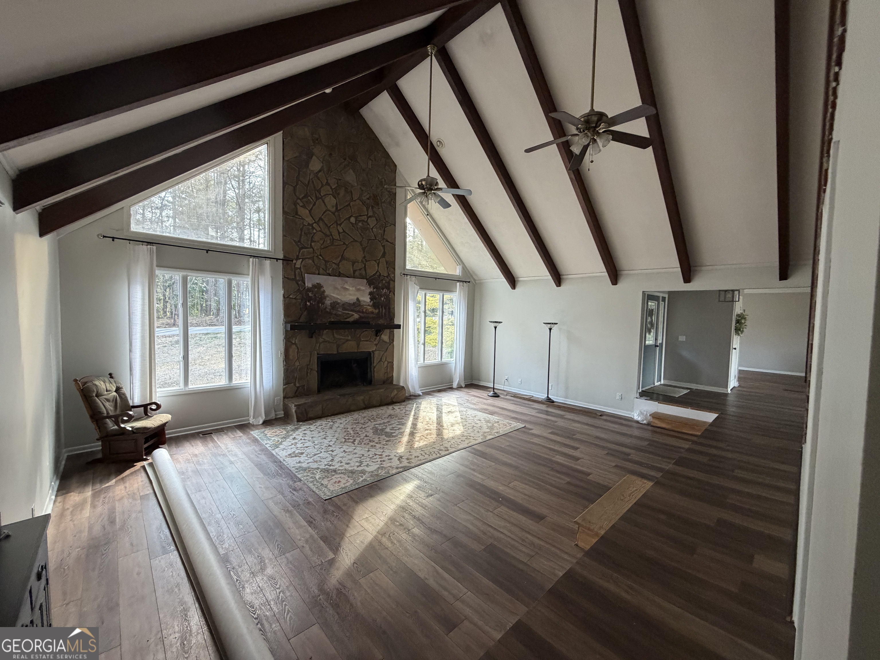 601 Pinecrest Drive Property Photo 4