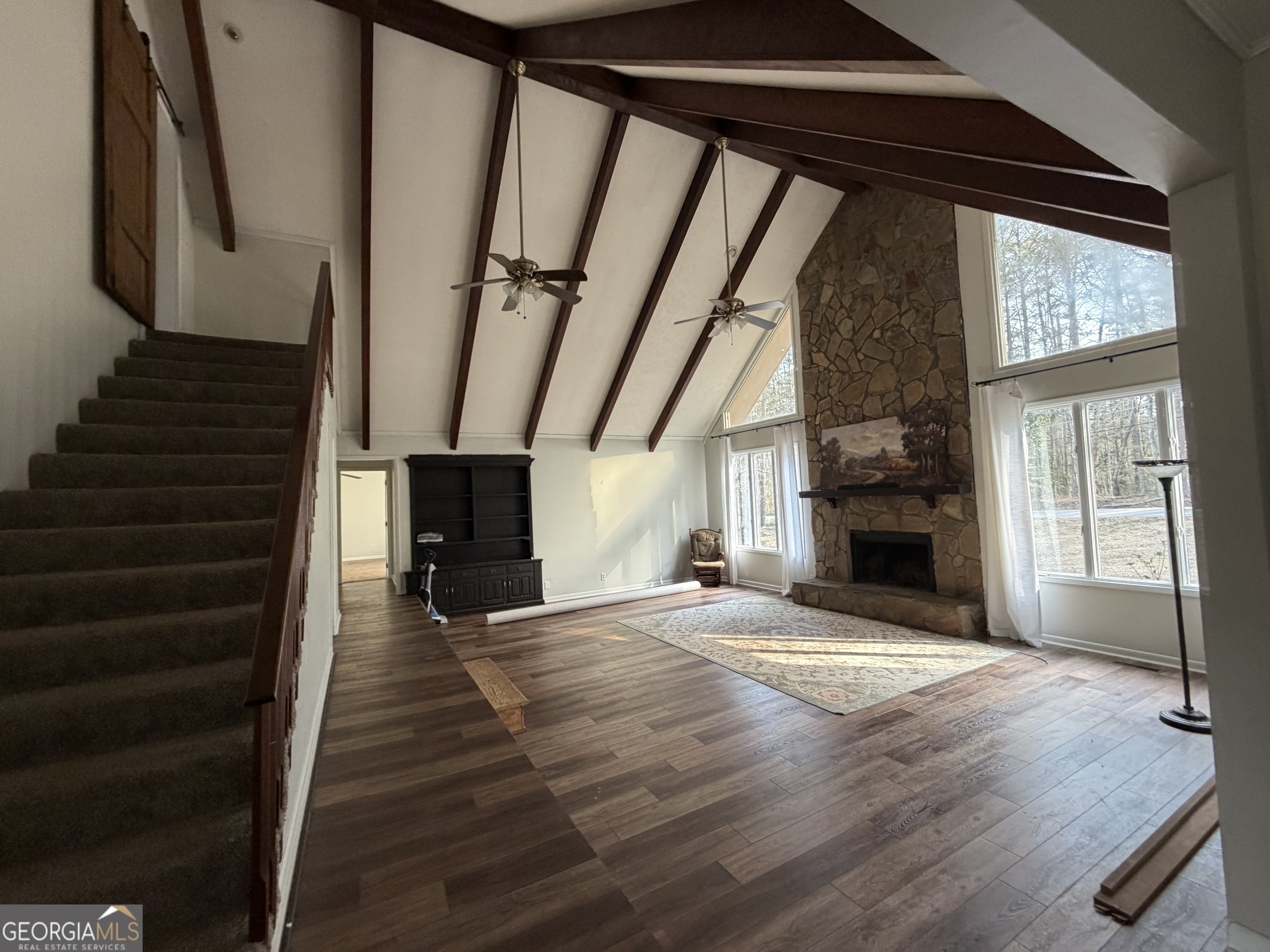 601 Pinecrest Drive Property Photo 5
