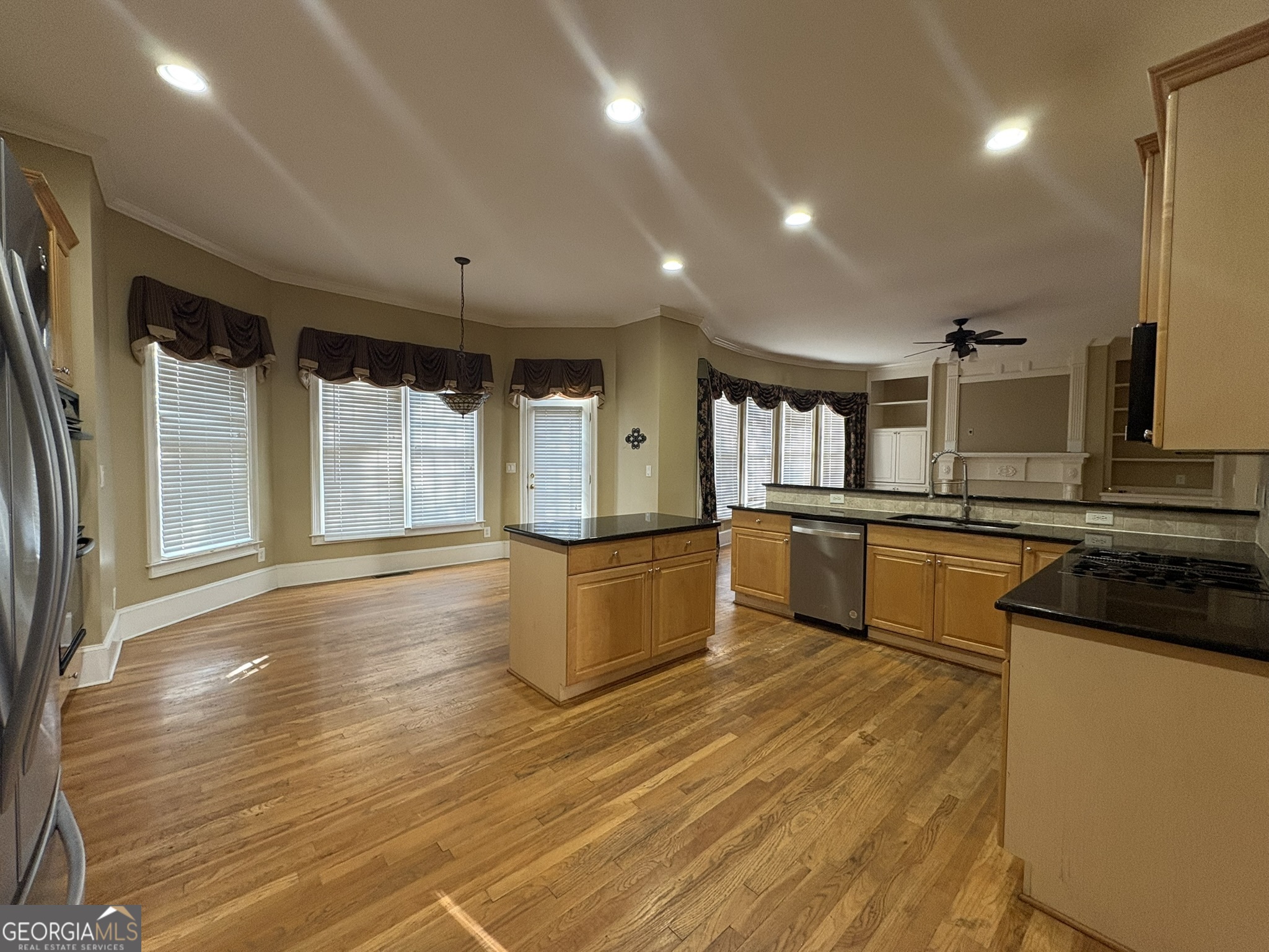 5930 Abbotts Run Trail Property Photo 4