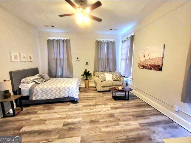 917 Oakview Avenue # D Property Photo 7