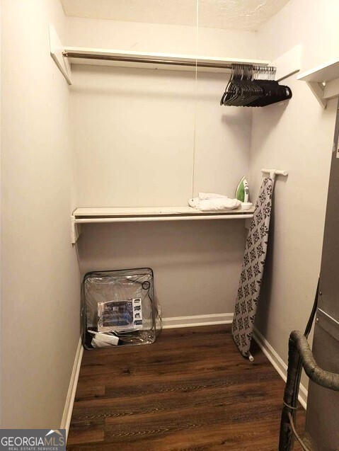 917 Oakview Avenue # D Property Photo 20