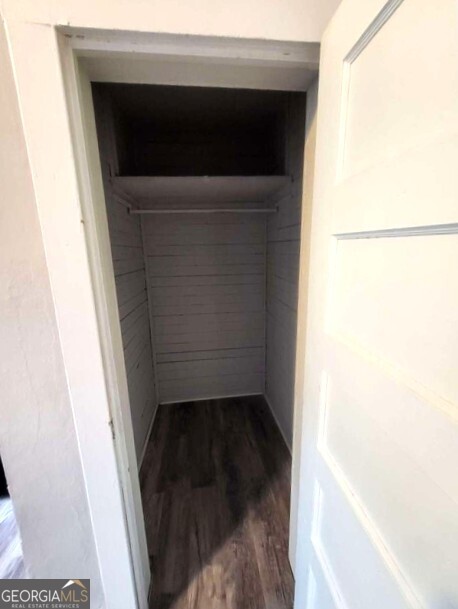 917 Oakview Avenue # D Property Photo 27