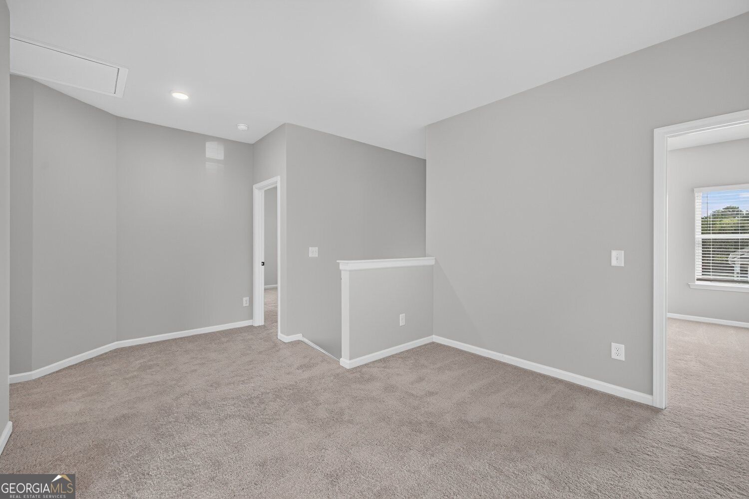 109 Shire Loop Property Photo 22