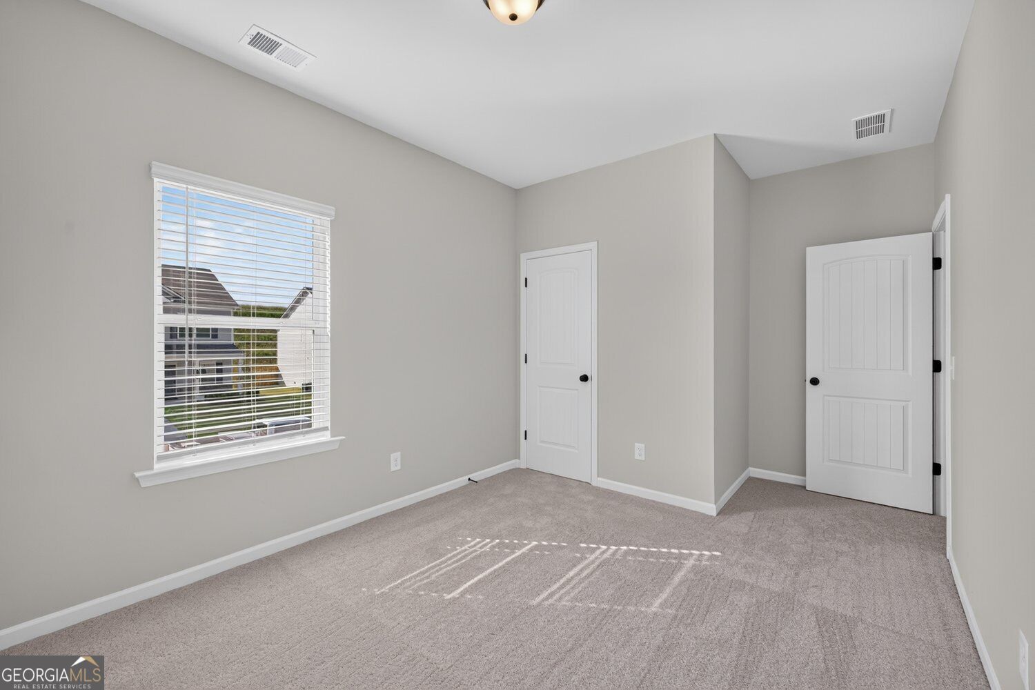 109 Shire Loop Property Photo 40