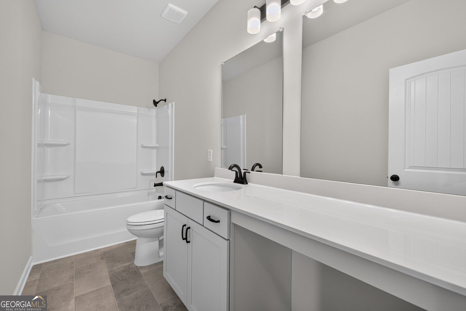 109 Shire Loop Property Photo 41