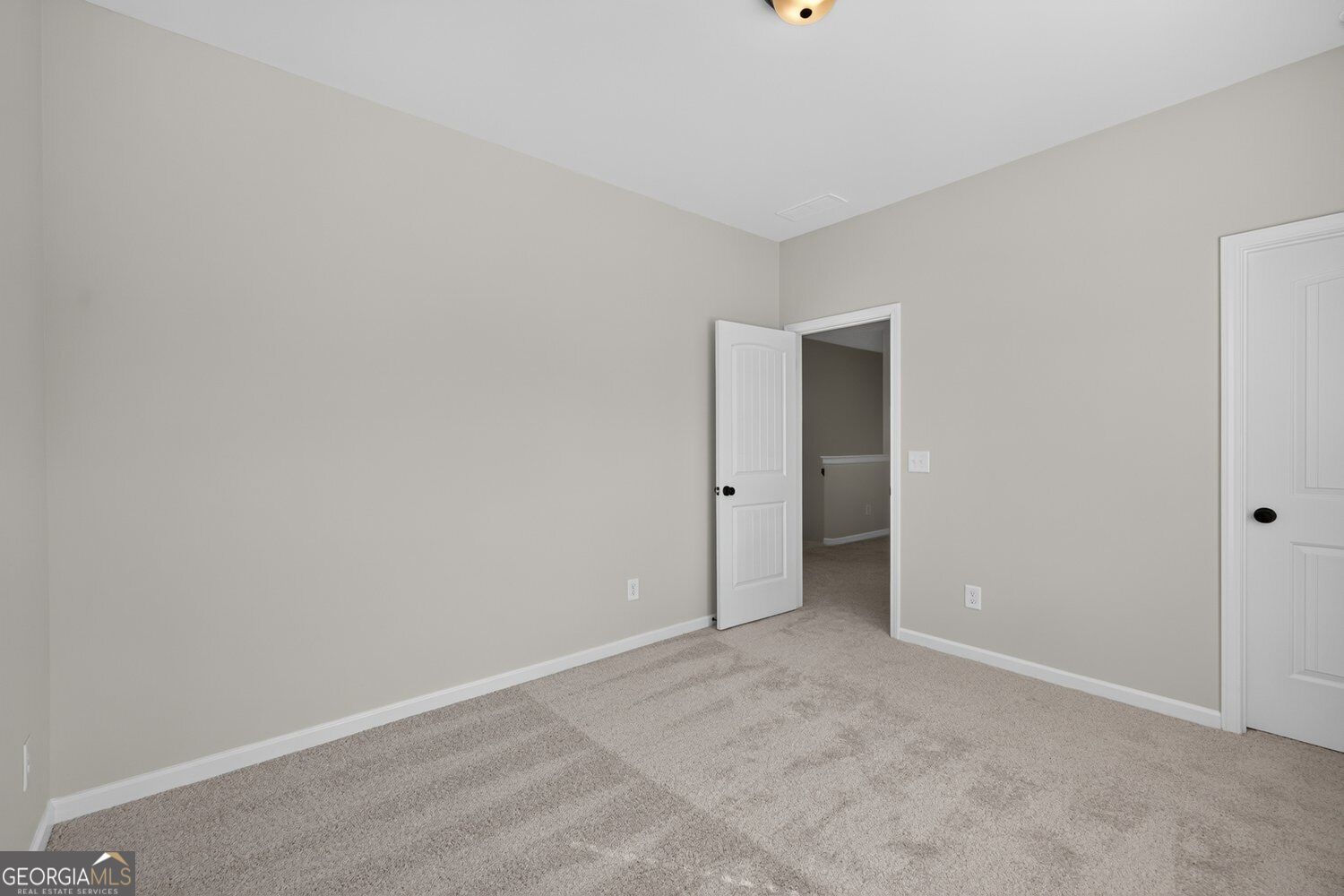 109 Shire Loop Property Photo 44