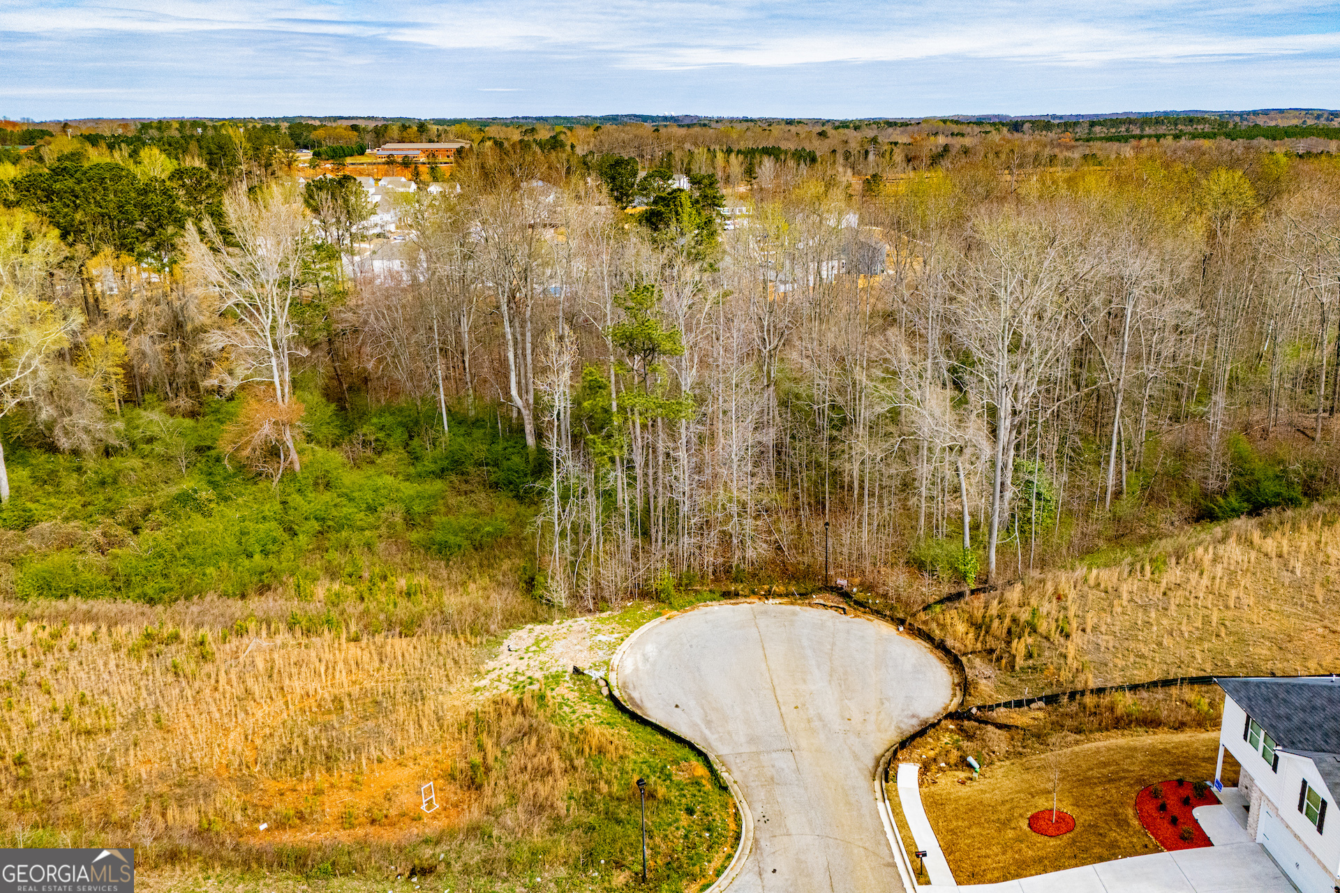 138 Deer Crossing Property Photo 2