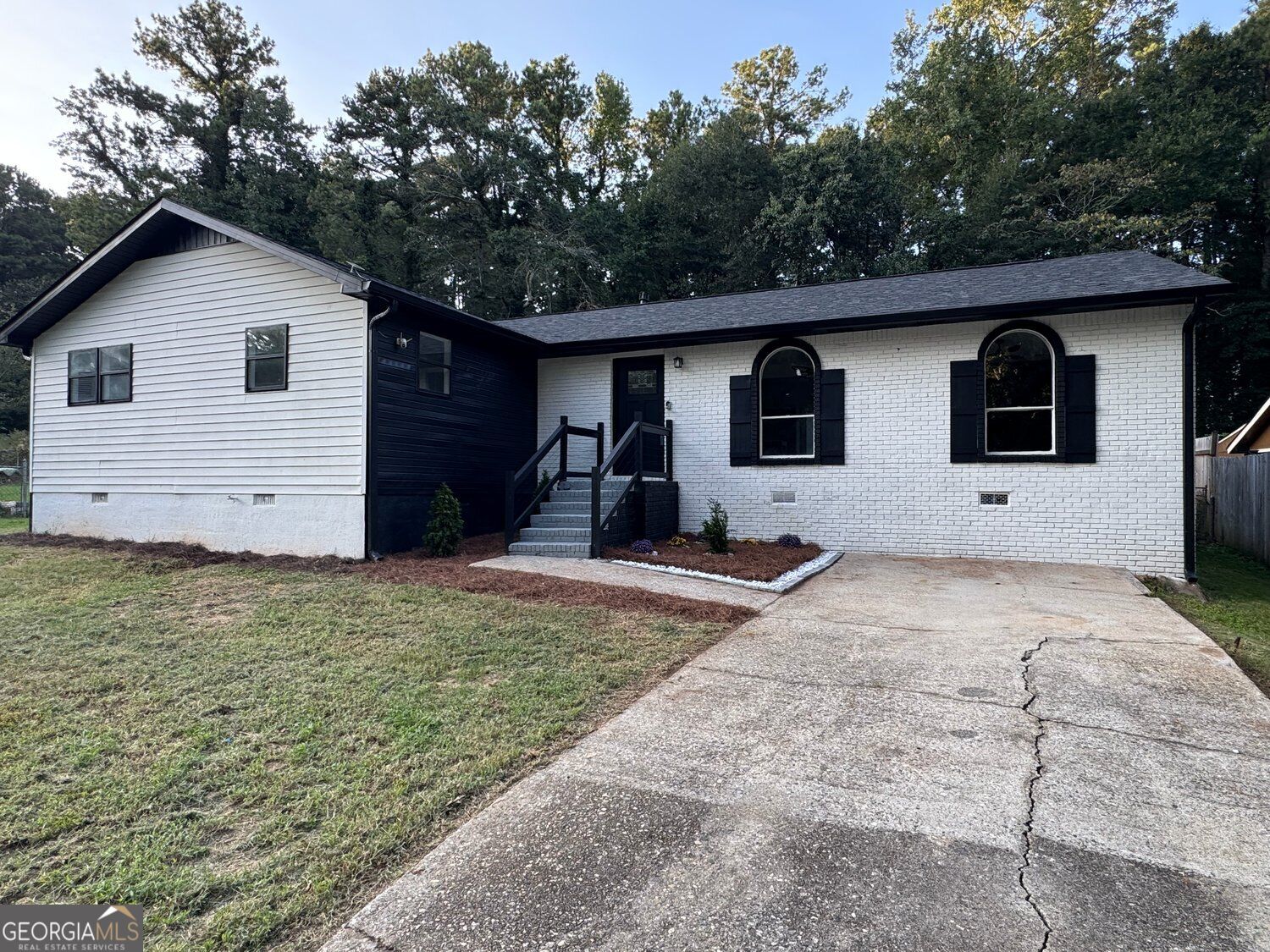 96 Sedgefield Drive Property Photo 1
