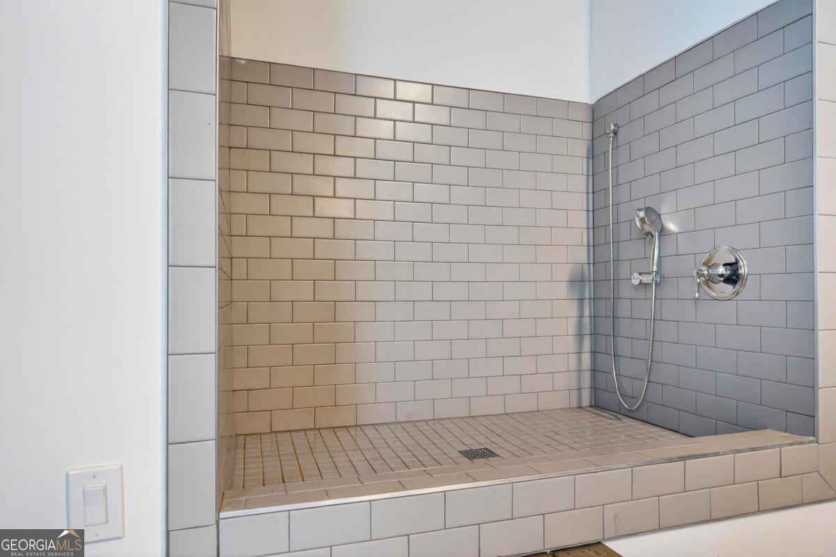 1031 Cavalier Cove Property Photo 32