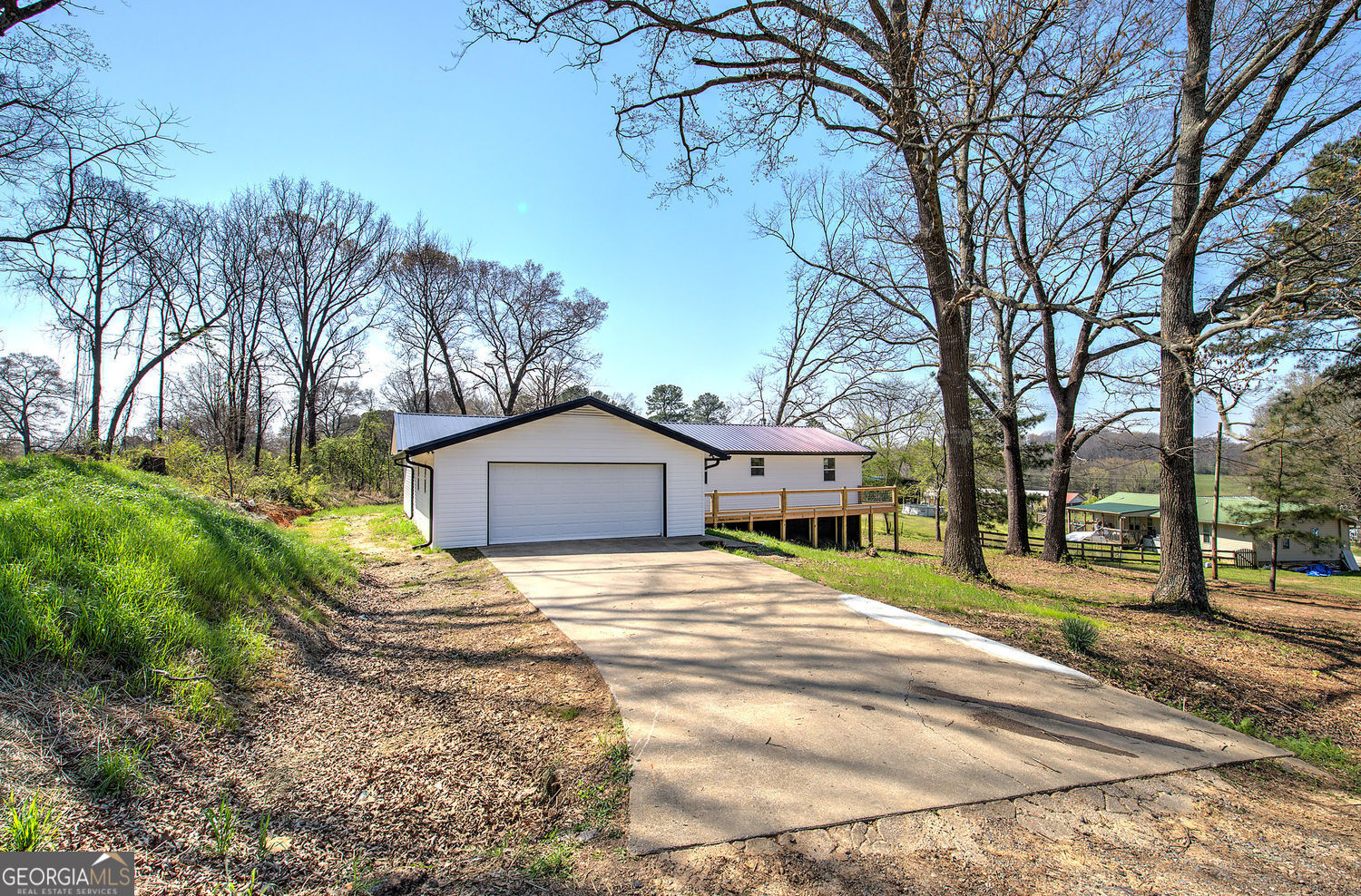 516 Baxter Road Property Photo 6