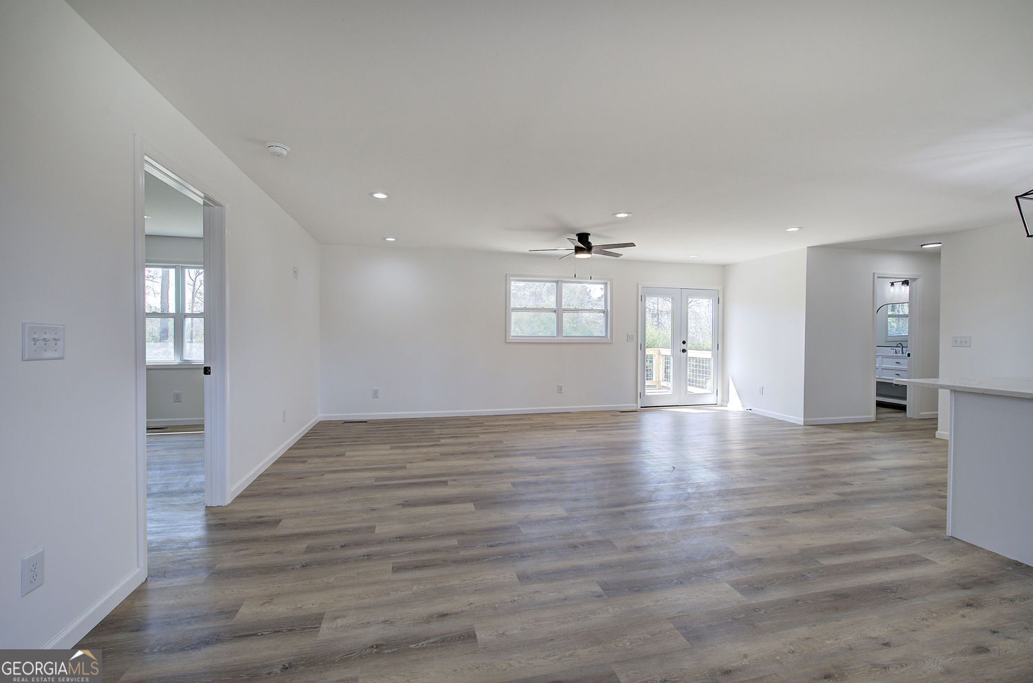 516 Baxter Road Property Photo 10