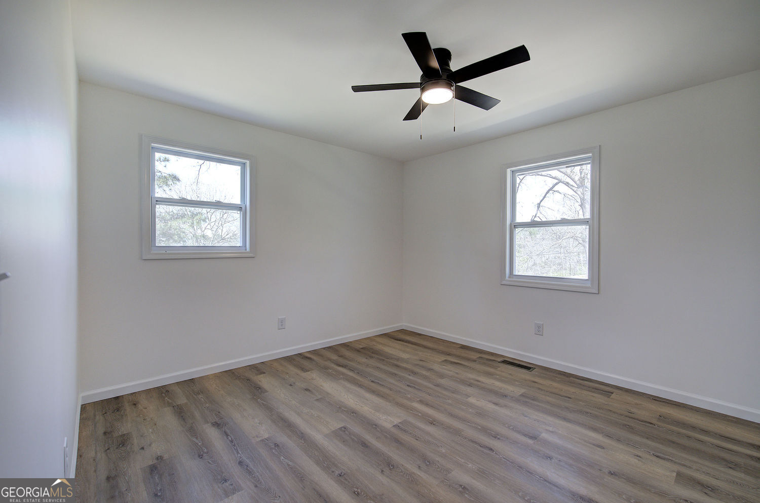 516 Baxter Road Property Photo 33