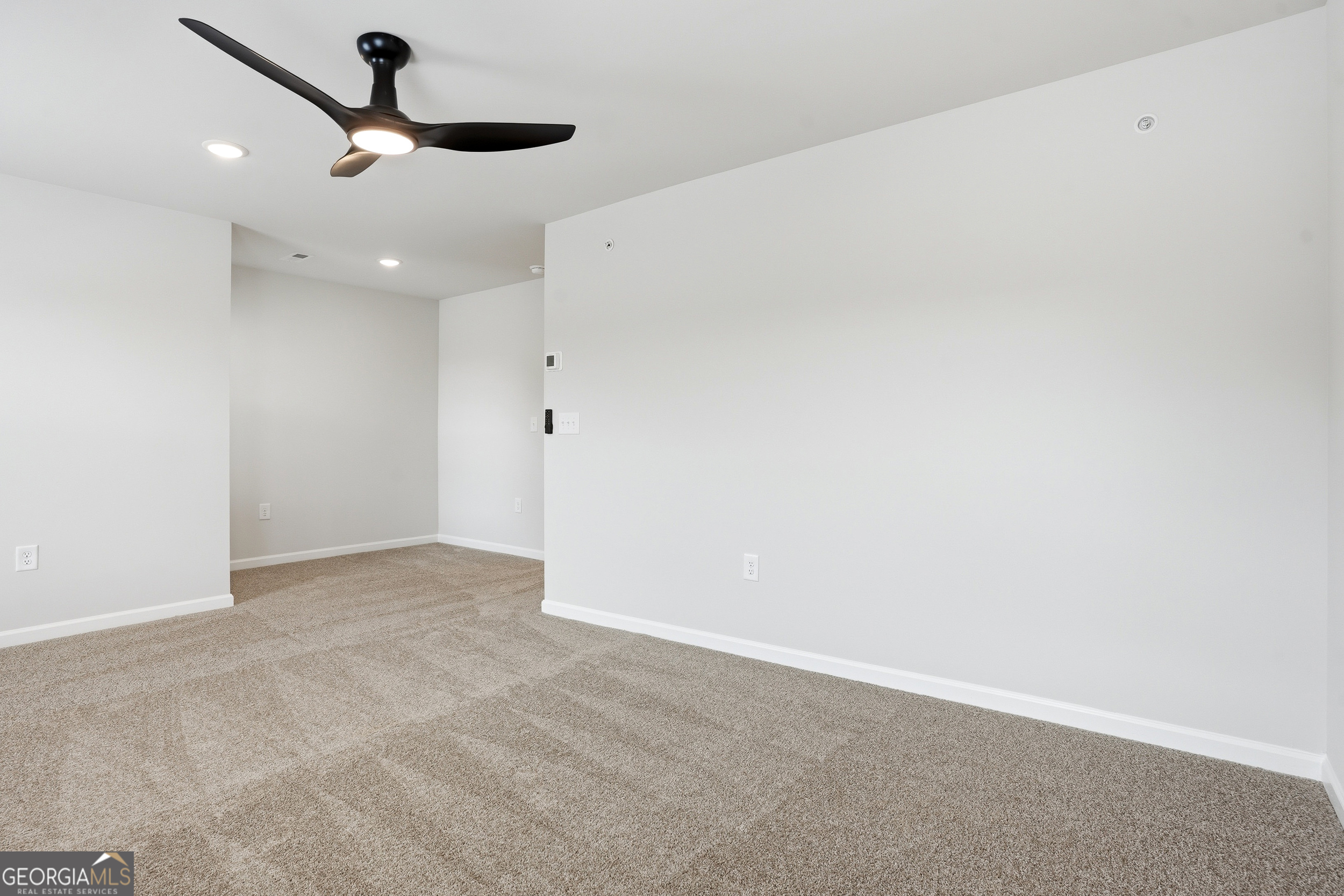 11516 Kimberly Way Property Photo 10