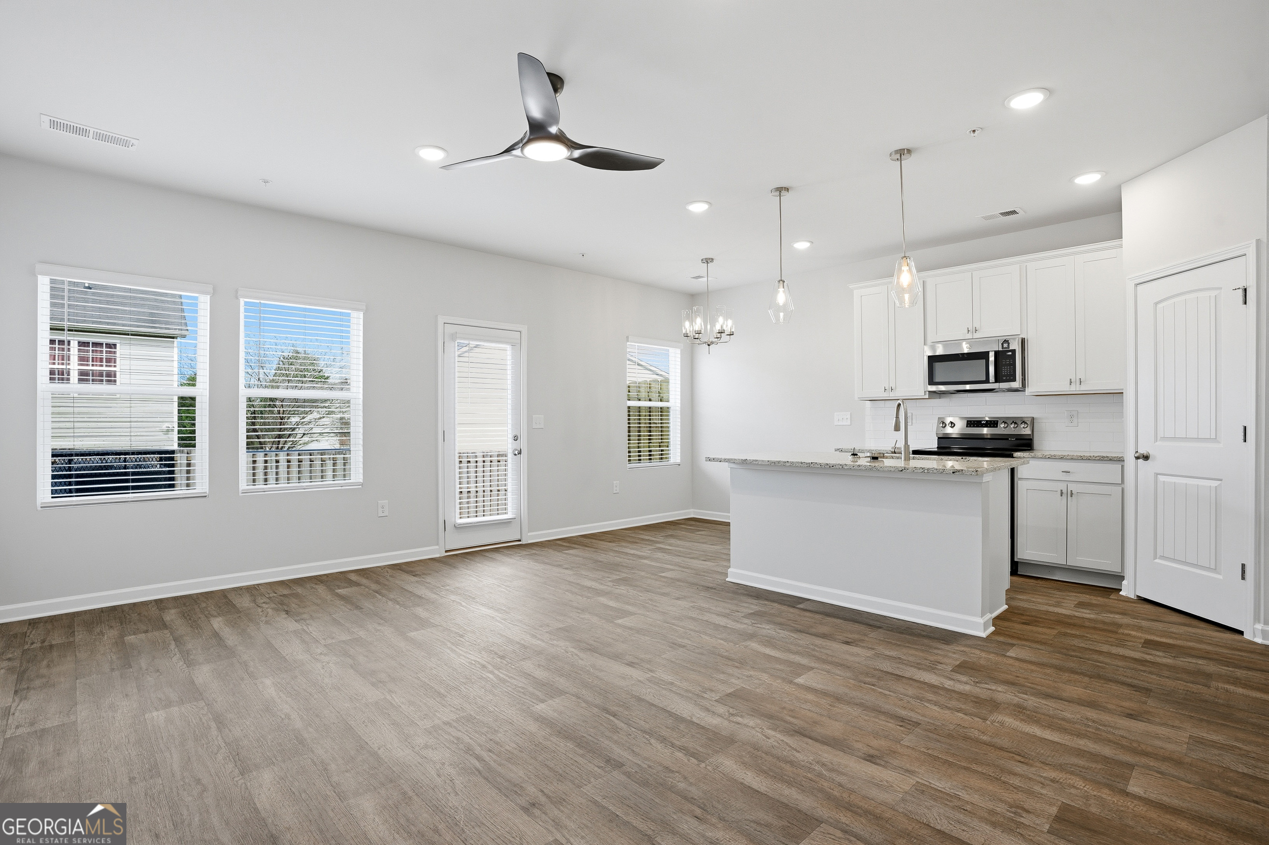 11516 Kimberly Way Property Photo 29