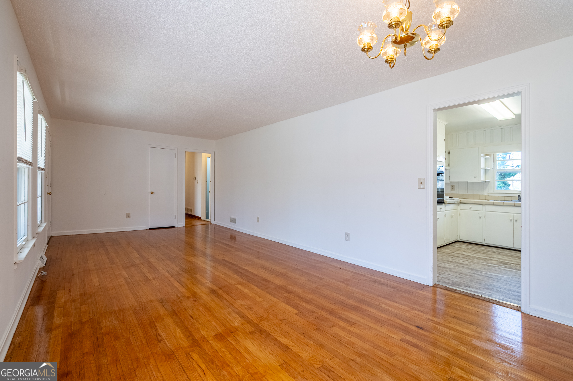 33 Summit Drive Property Photo 10
