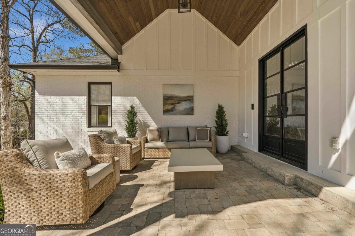 121 Mags Path Property Photo 6