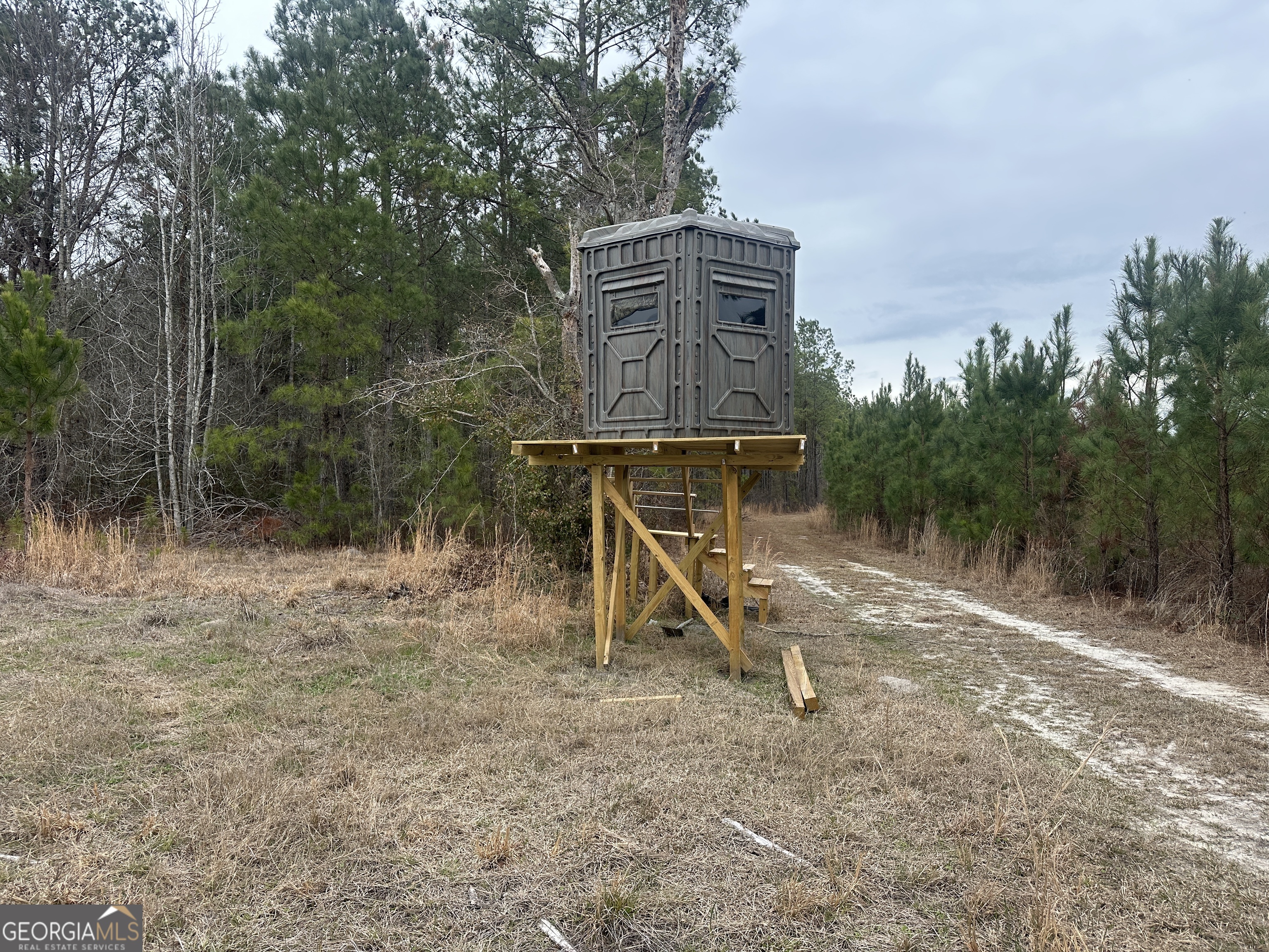 160 Landing Road Property Photo 1
