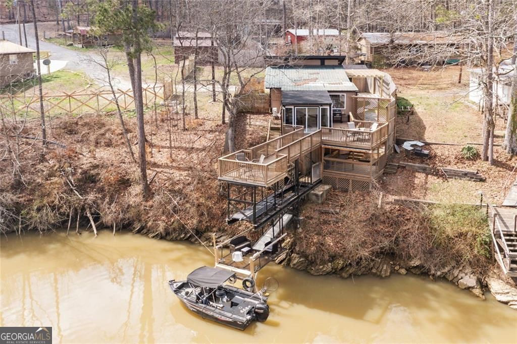 8126 Blacks Bluff Road Sw Property Photo 3