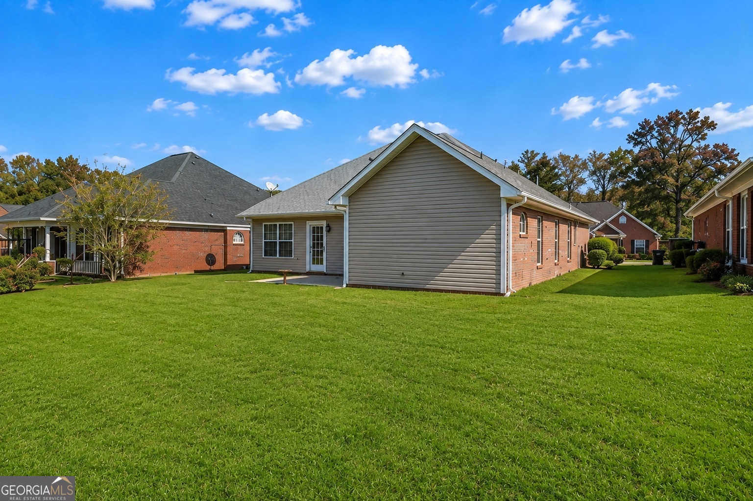 215 Prominent Loop Property Photo 29