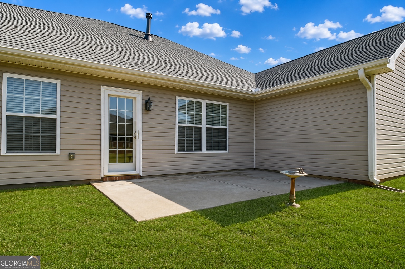 215 Prominent Loop Property Photo 30