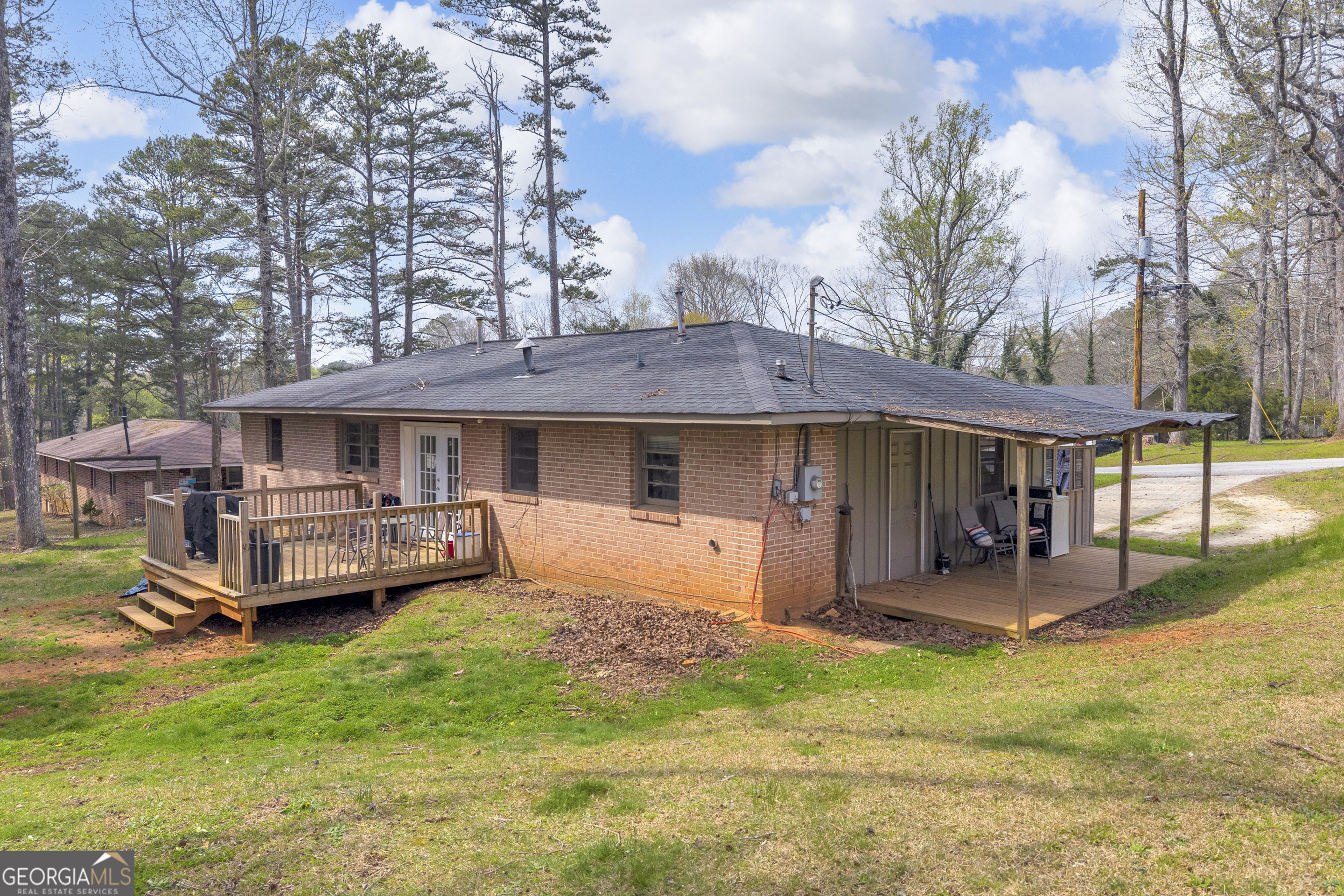 39 Meadowbrook Drive Property Photo 13