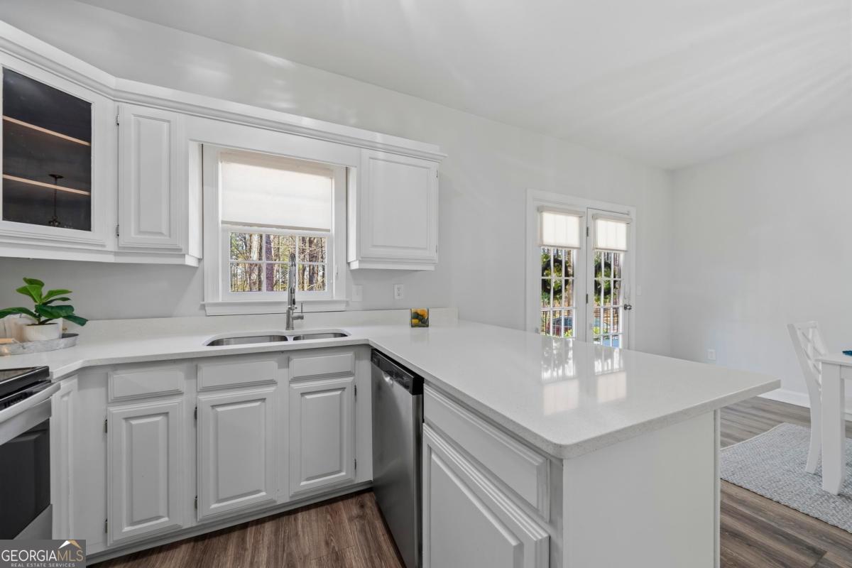 1432 Club Drive Property Photo 17