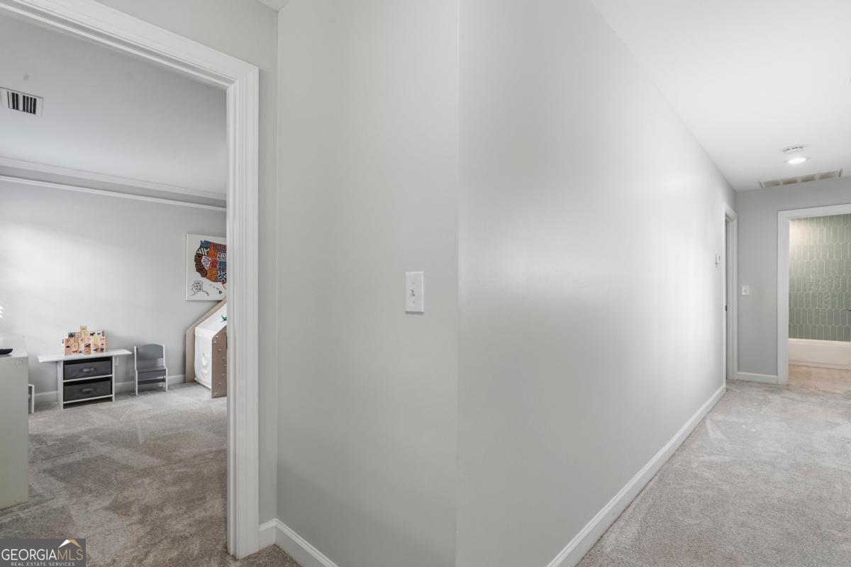 1432 Club Drive Property Photo 38