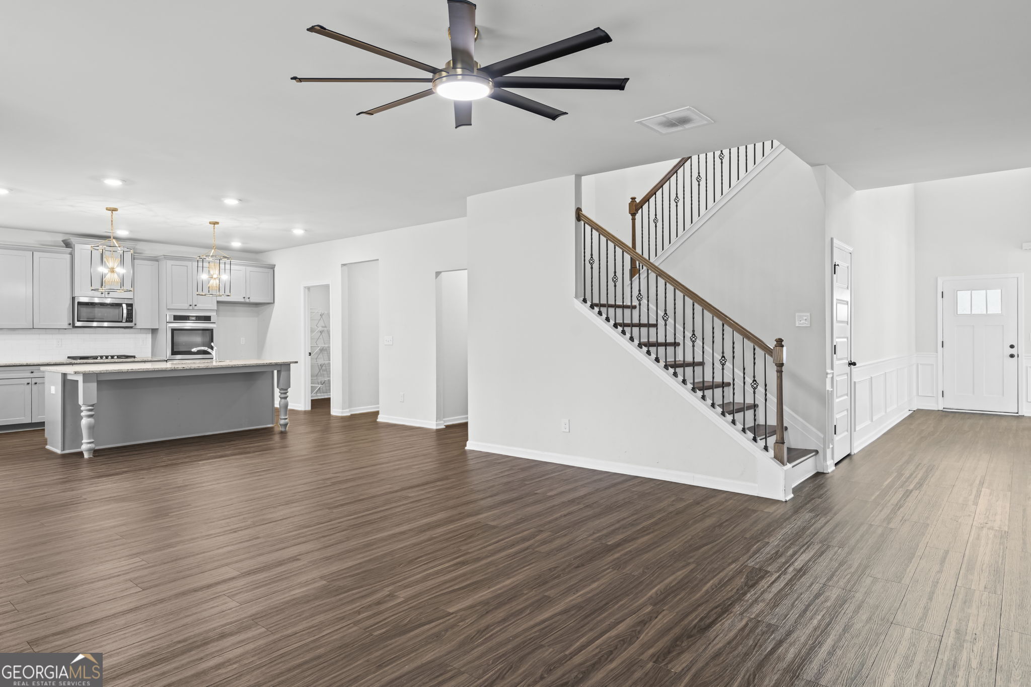 416 Tavistock Court Property Photo 8