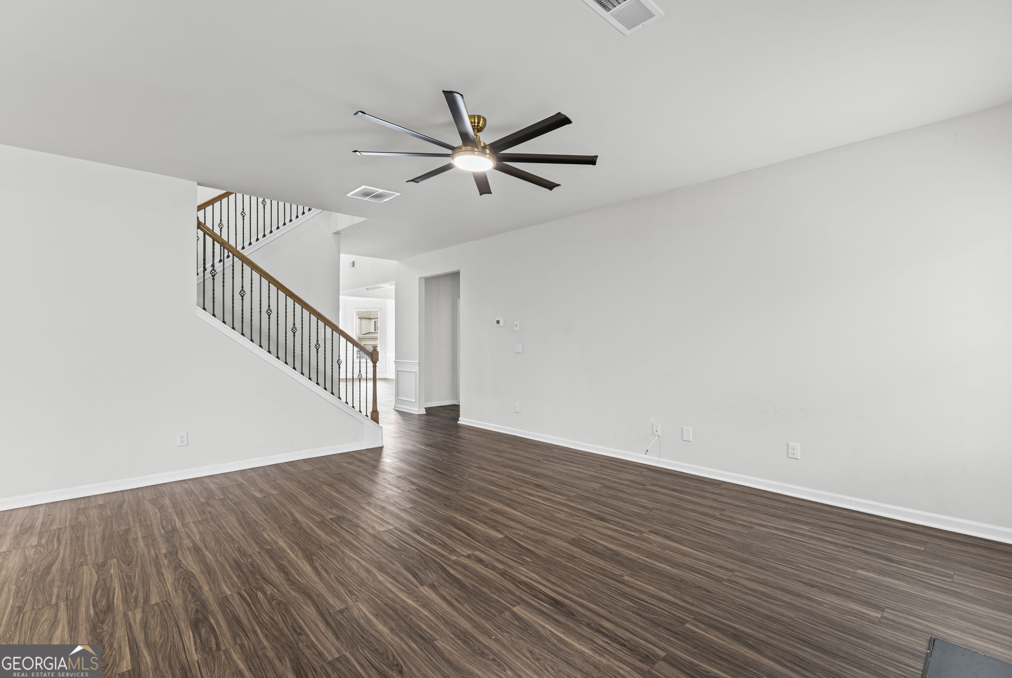 416 Tavistock Court Property Photo 9