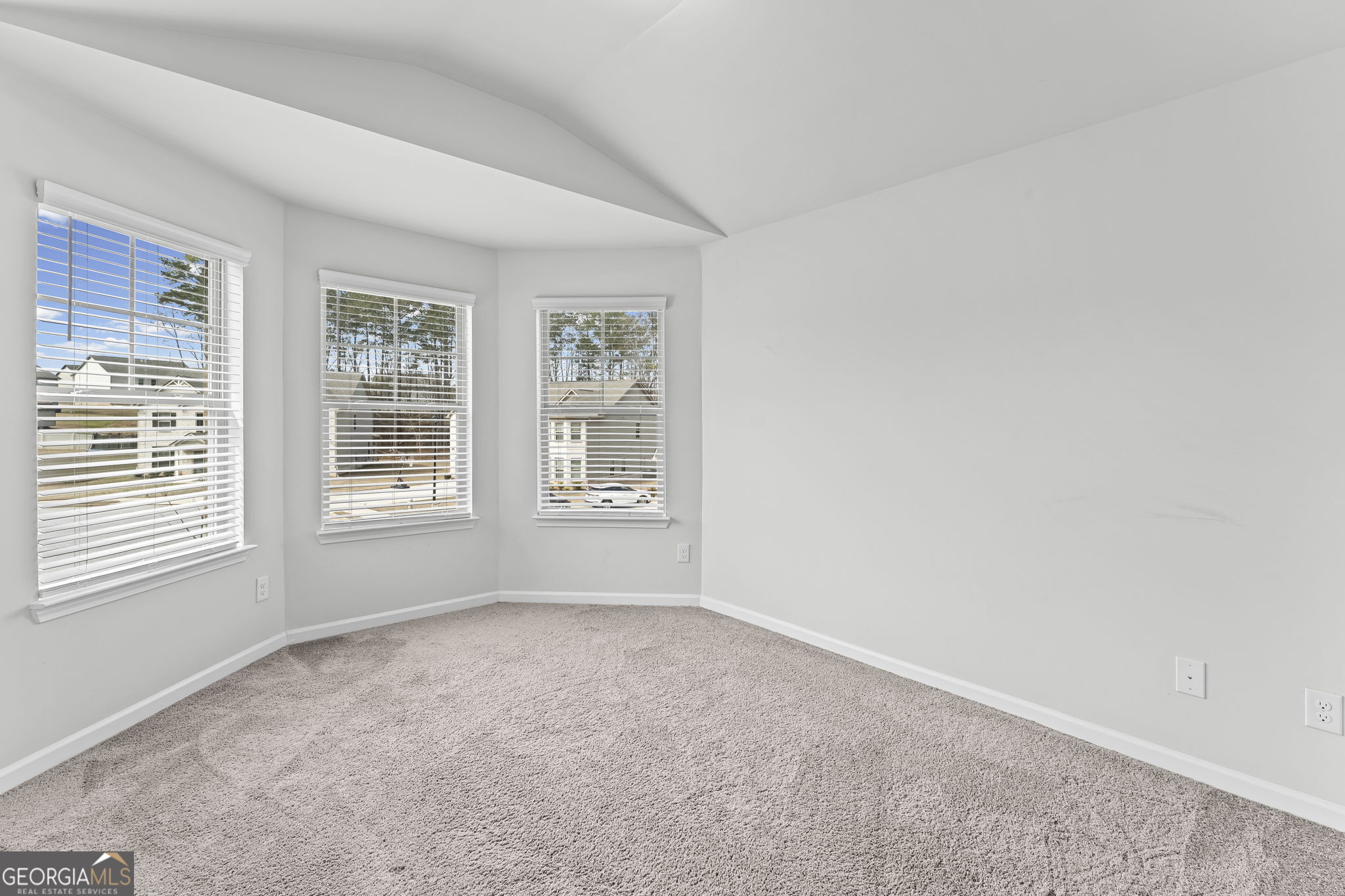416 Tavistock Court Property Photo 17