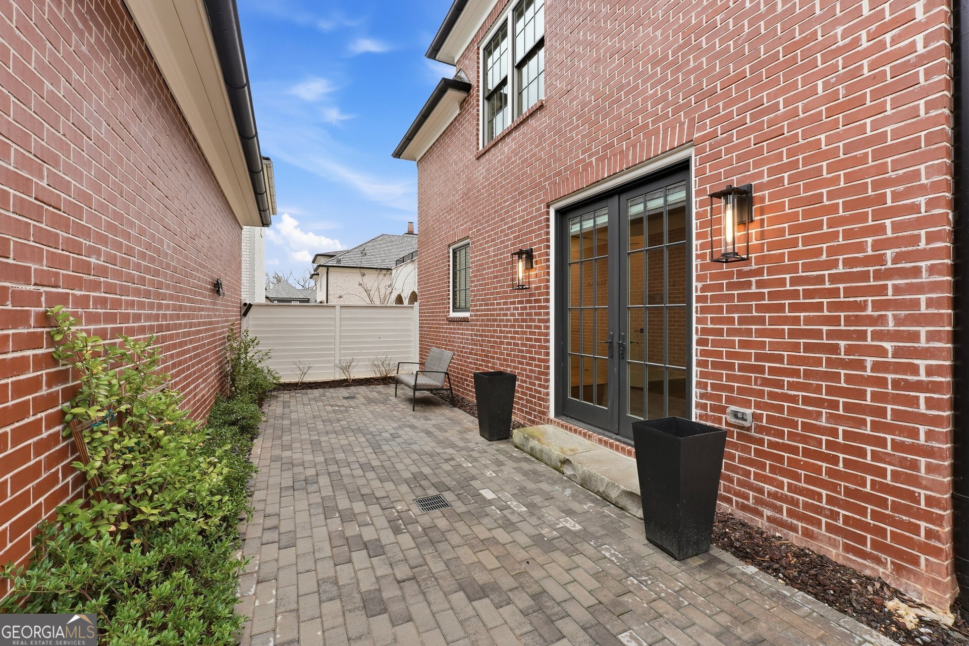 215 3rd Street Property Photo 47