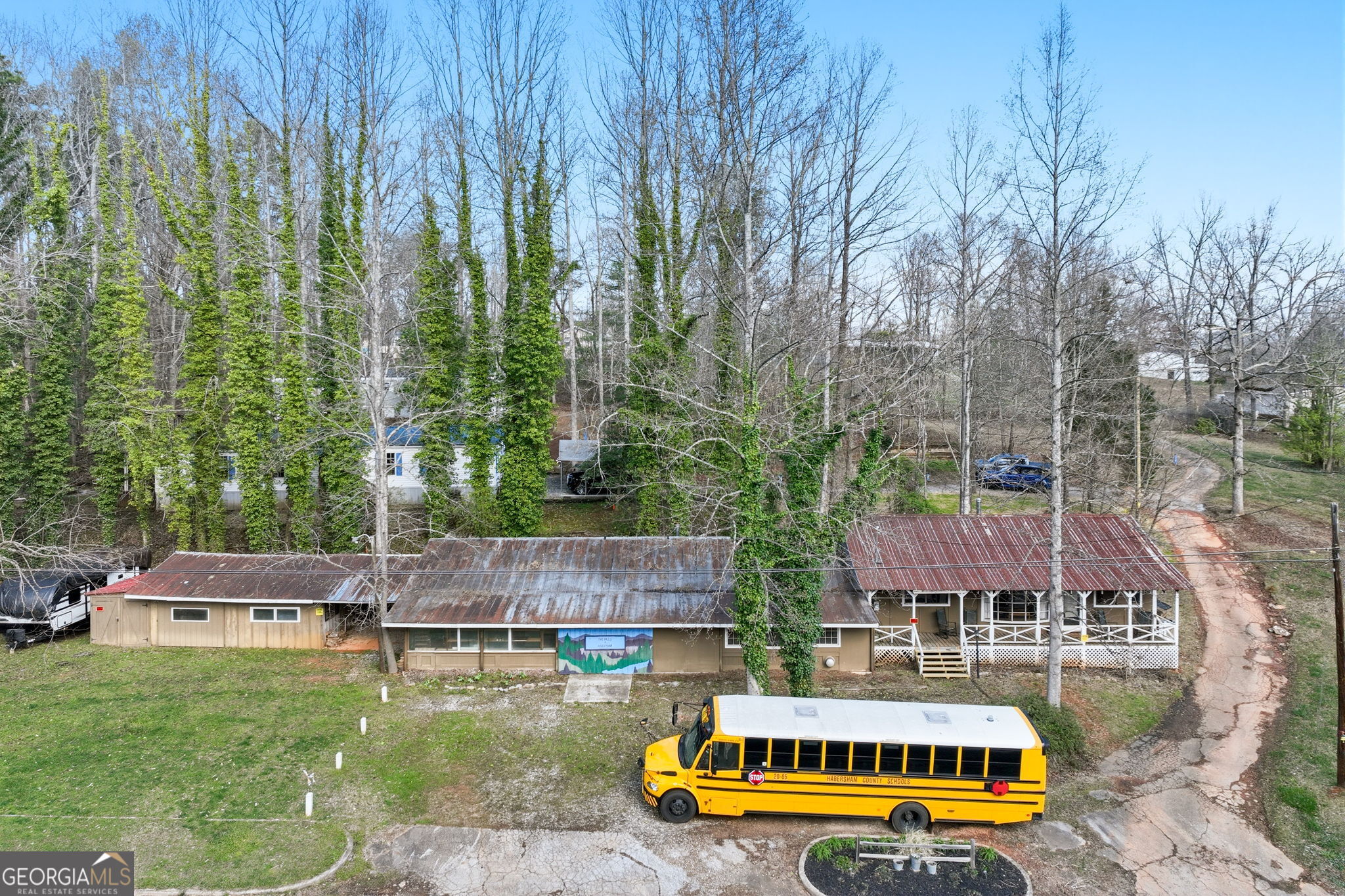 197 Woodville Heights Circle Property Photo 3