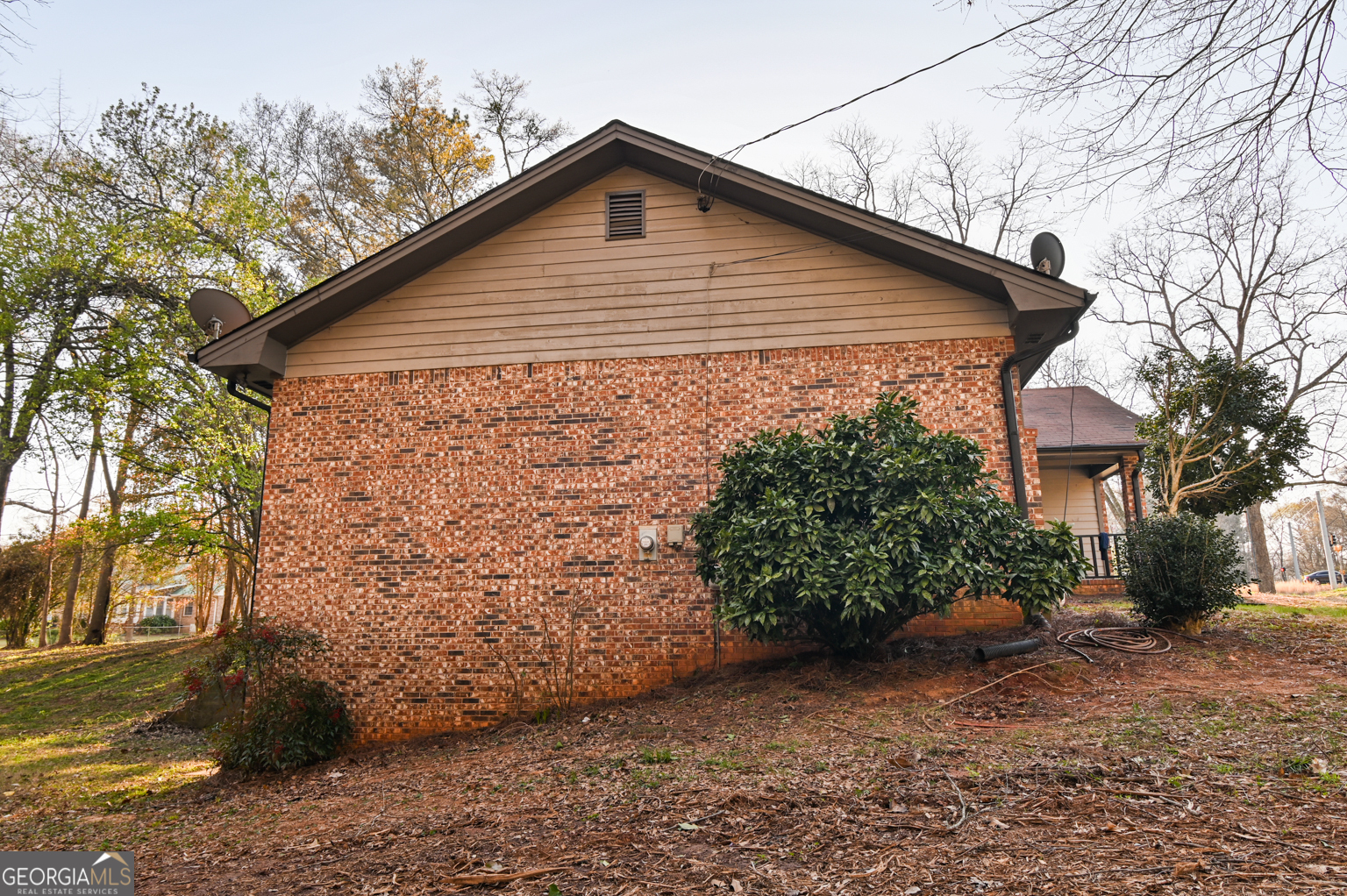 2115 Oak Hill Road Property Photo 7