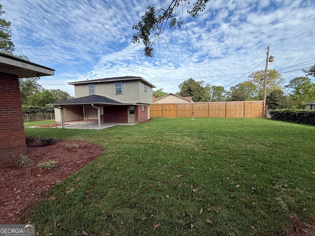 412 Roberson Street Property Photo 12