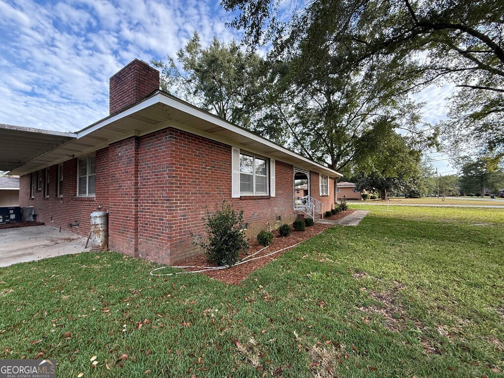 412 Roberson Street Property Photo 13