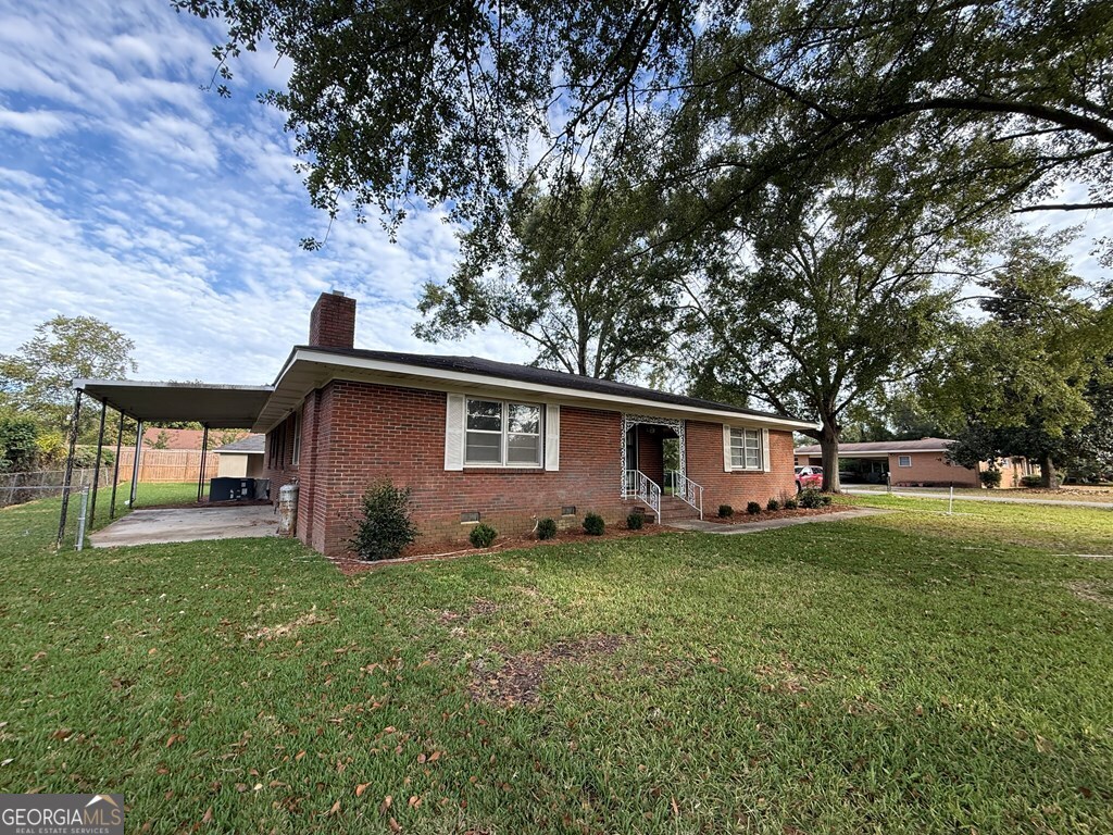 412 Roberson Street Property Photo 18