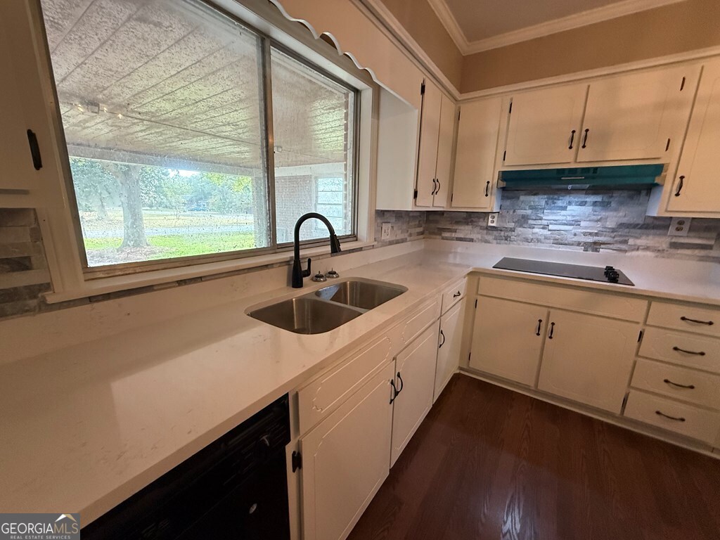 412 Roberson Street Property Photo 26